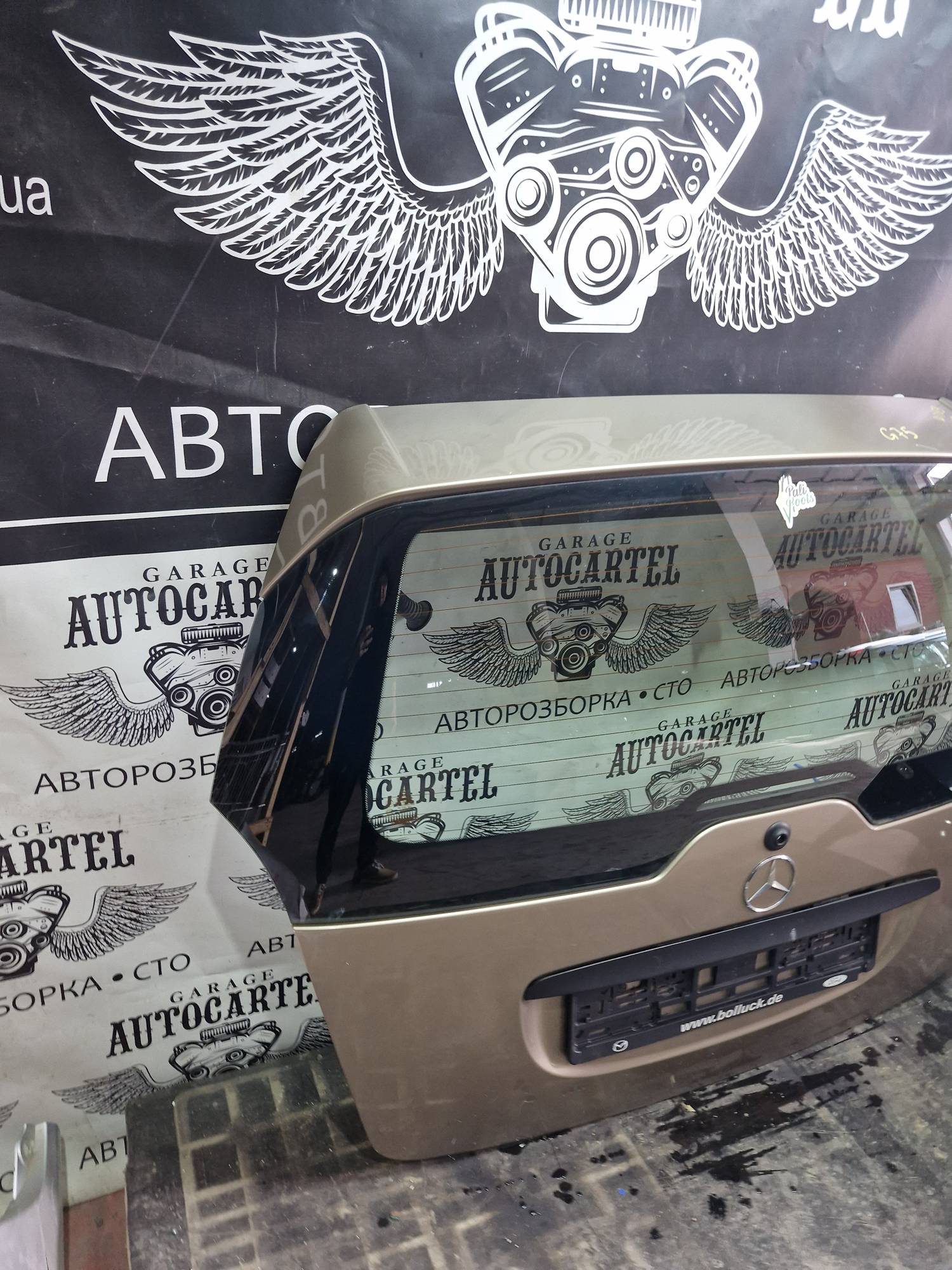 Кришка багажника ,ляда Mercedes w 169