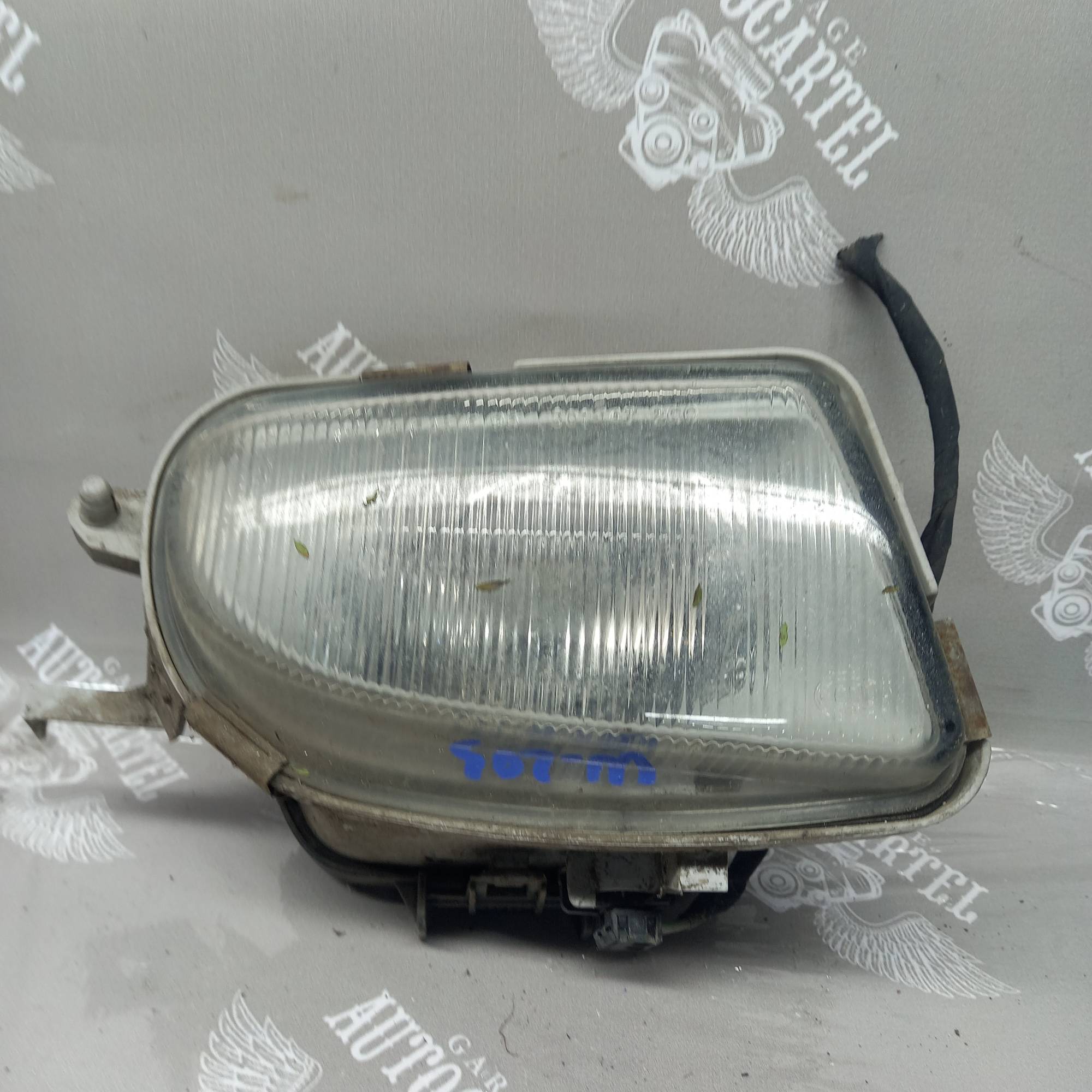 Фара протитуманна права MERCEDES-BENZ E-CLASS W210 W208 147262-00