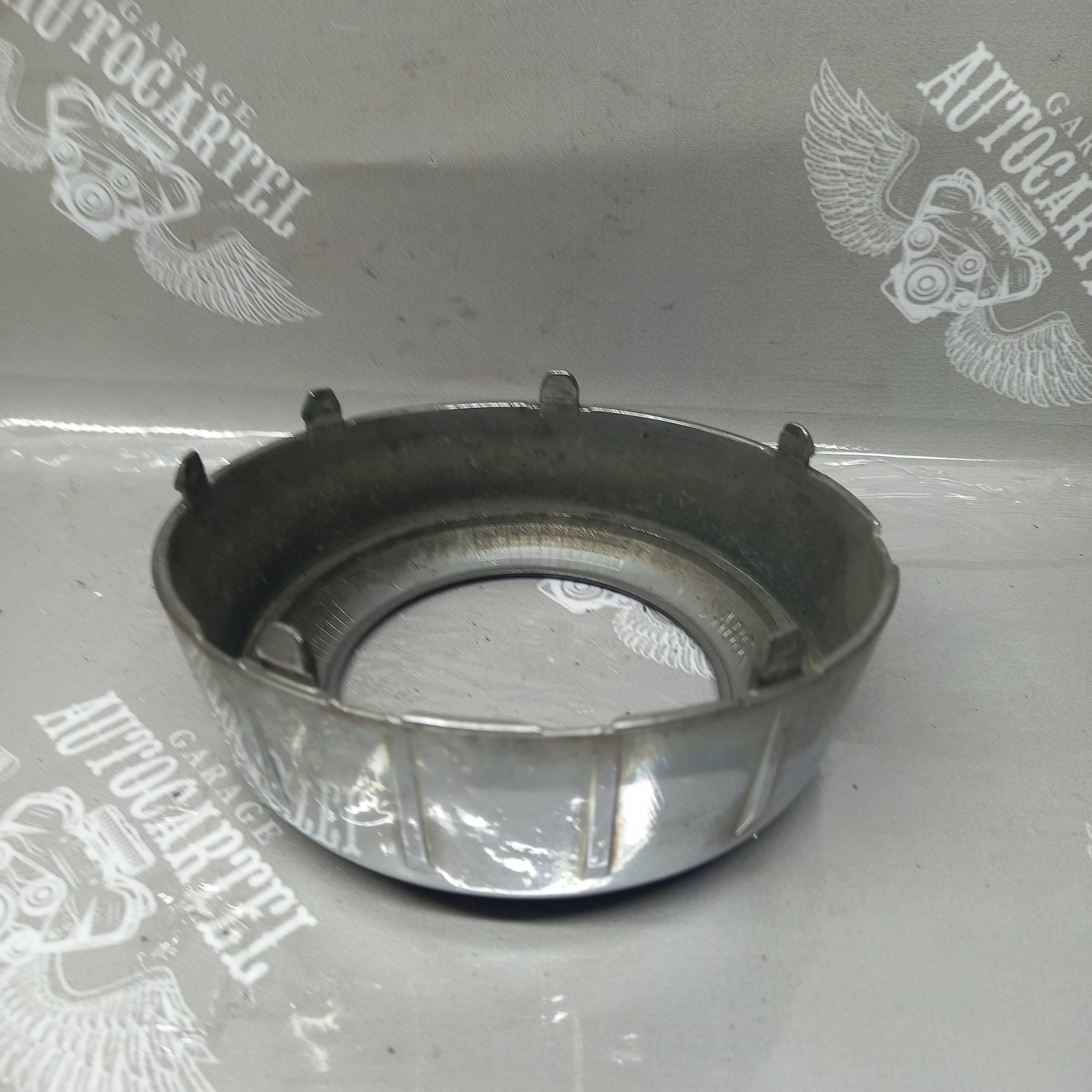 Накладка протитуманної фари лев. MITSUBISHI OUTLANDER XL 05-13 8321a289