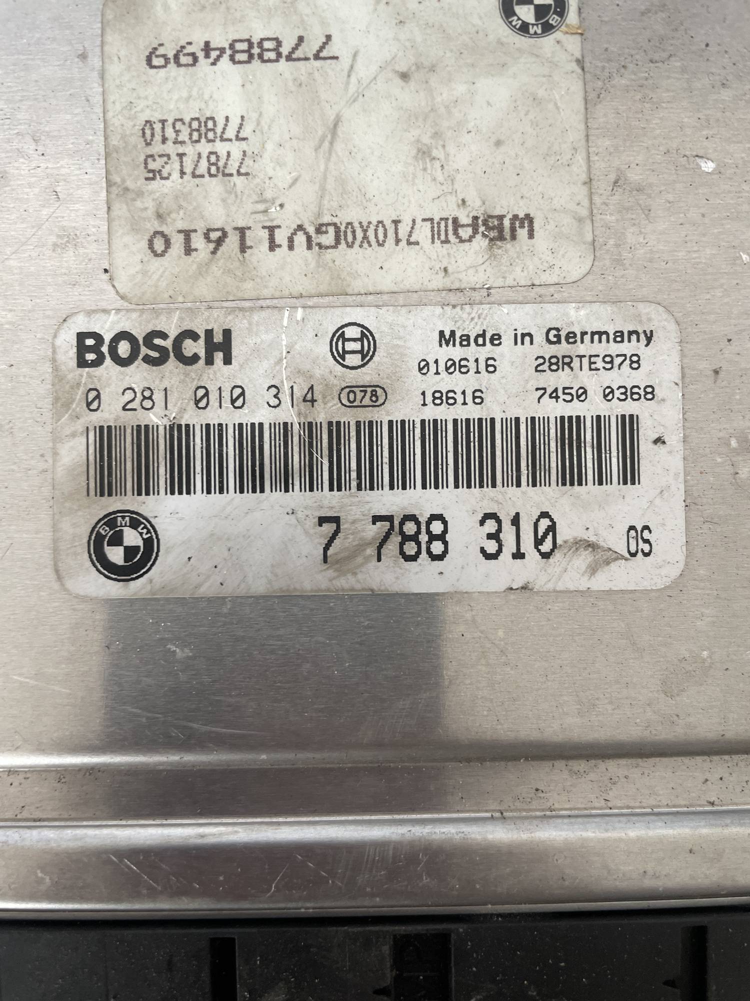 7788310 блок управління двигуном BMW E39 1995-2003