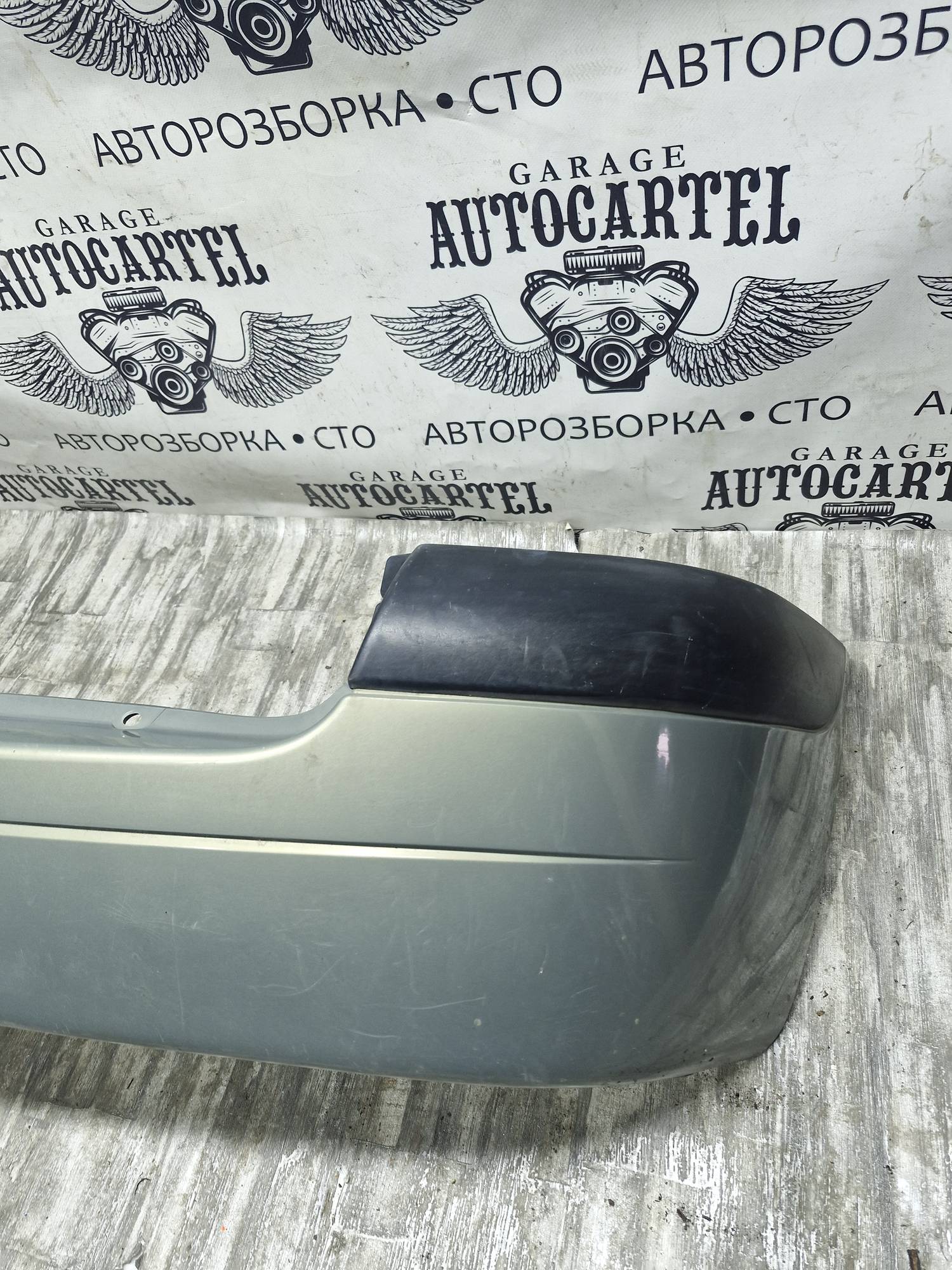 Бампер задній RENAULT SCENIC 1 7700428472