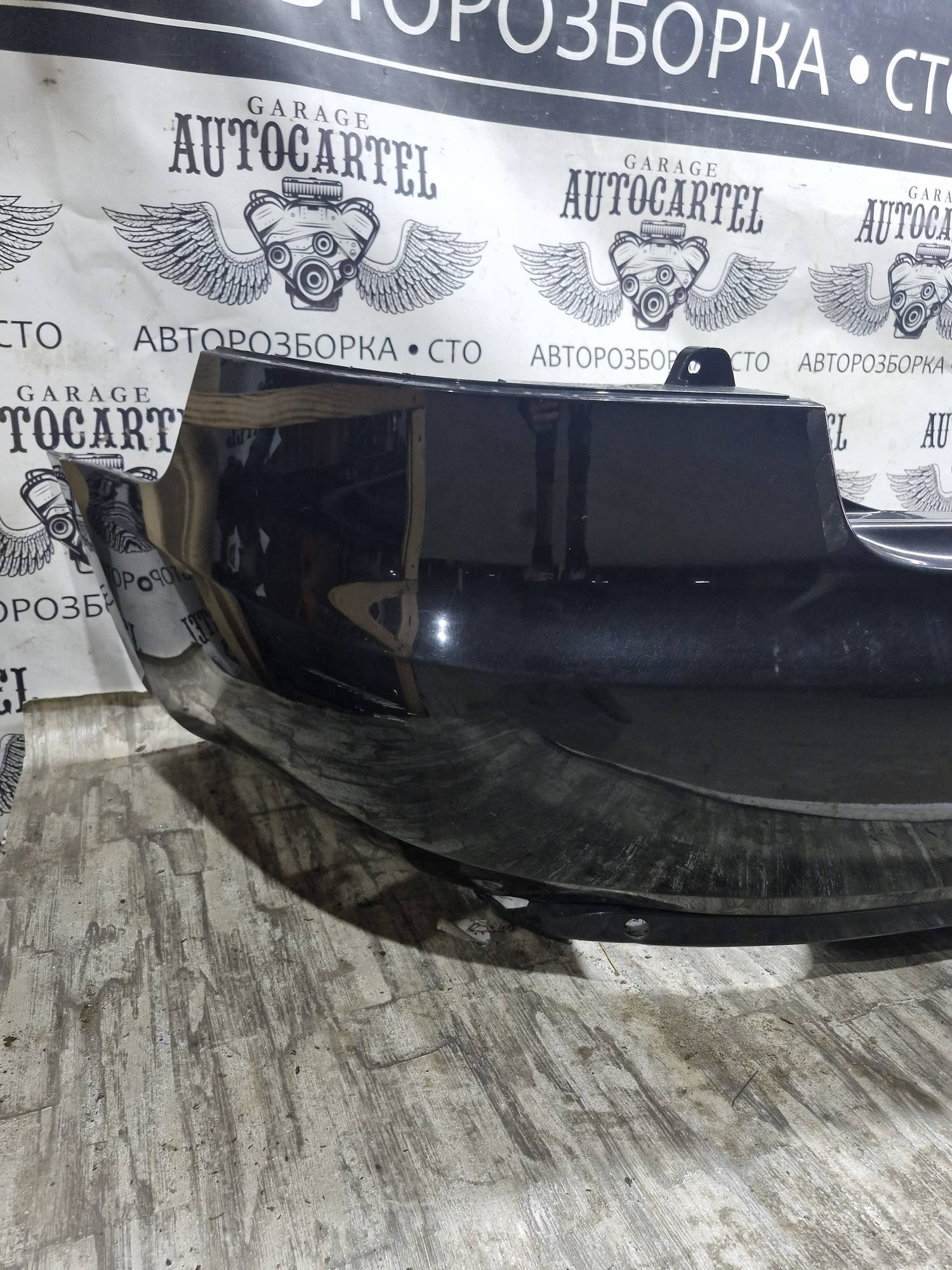 3t5807421 Бампер задній Skoda Superb 2 2008-2015 седан