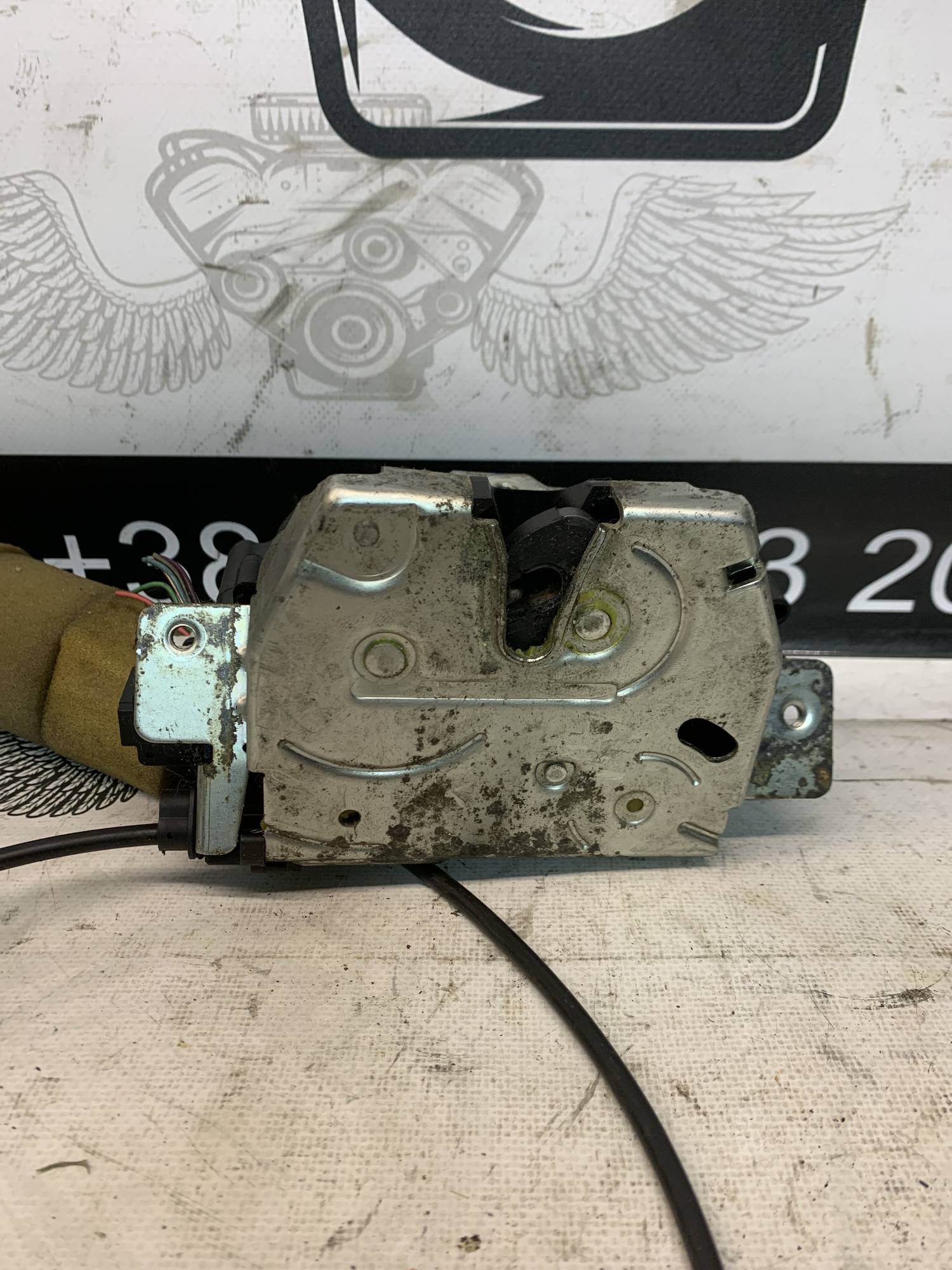 Замок багажника Mercedes ML/GLE W164 a1647400335