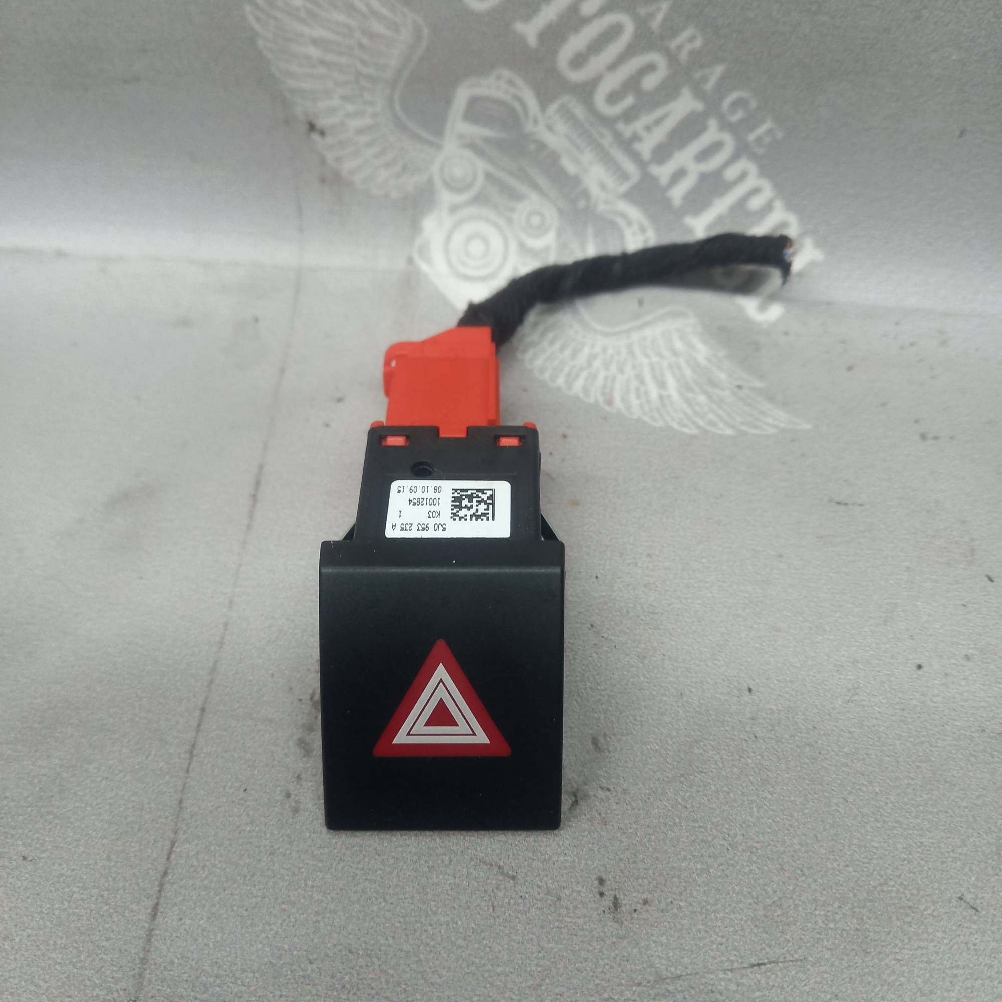 Кнопка аварійки Skoda Fabia II 07-14 5j0953235a
