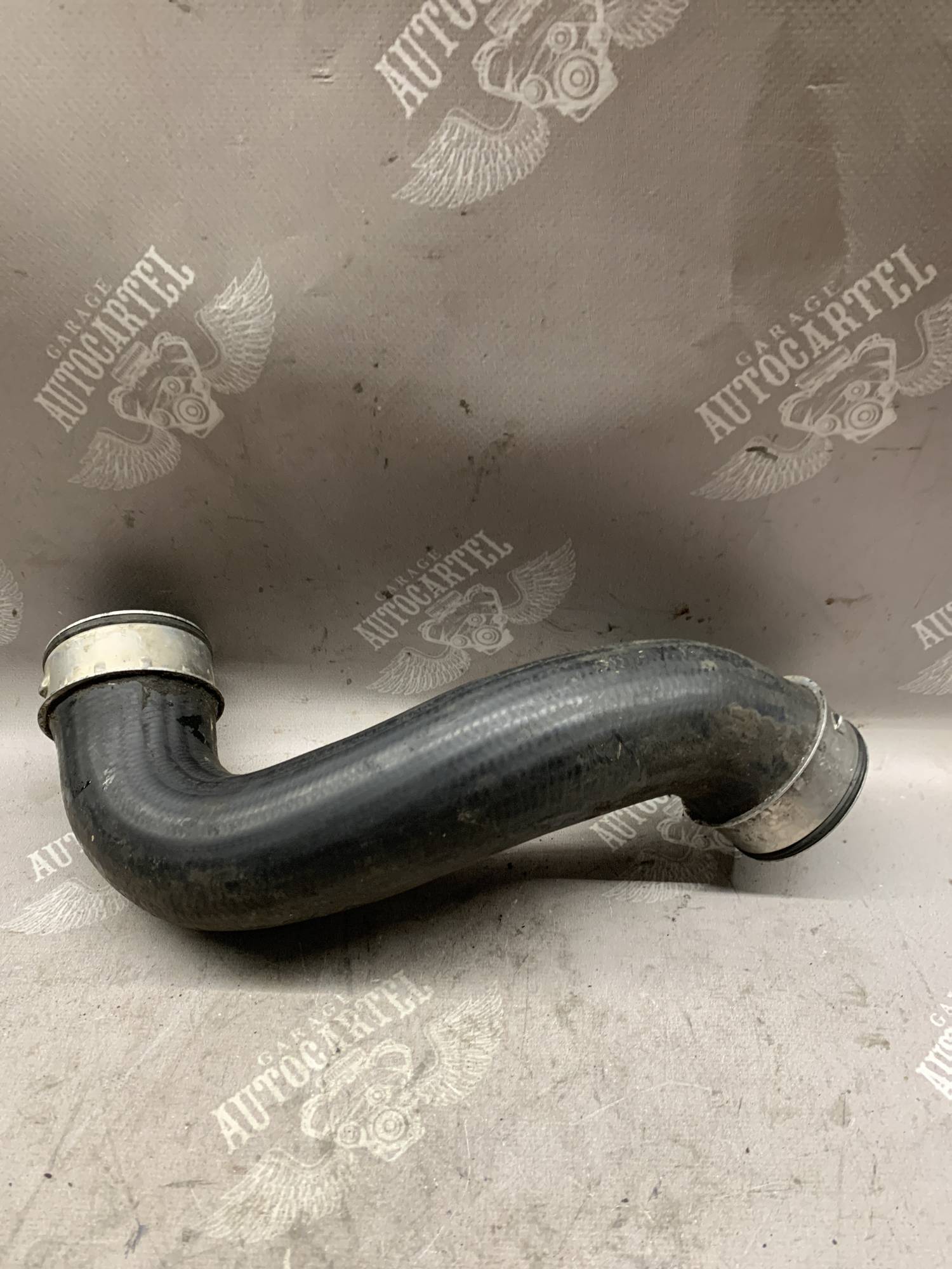 Патрубок інтеркулера правий Mercedes E-Class W210 2.7 cdi 2105284982