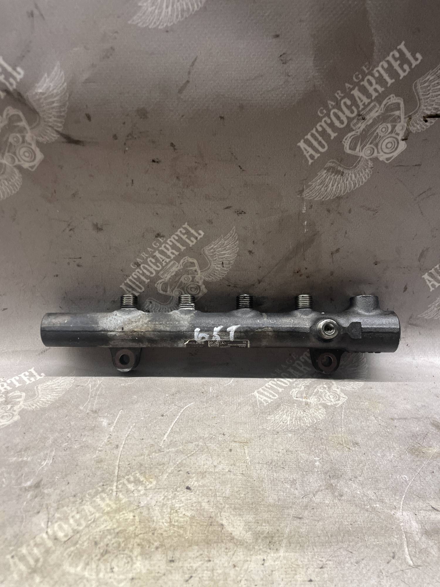 Паливна рейка (без датчика) Mercedes Sprinter 2.2cdi (W906) a6510700595
