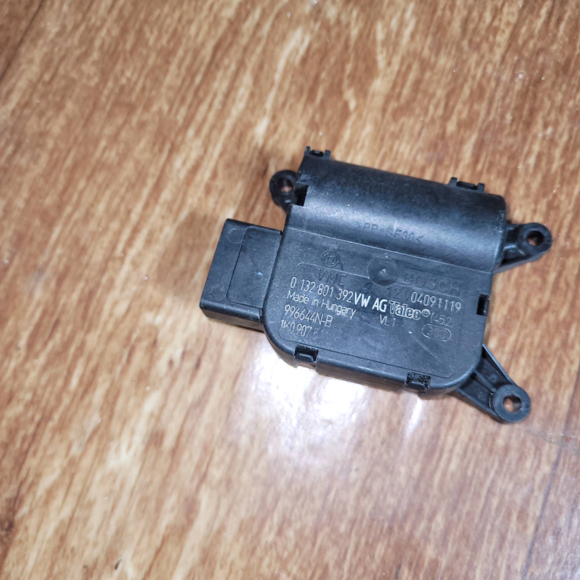 Мотор заслінки обігрівача 1K0907511J для Volkswagen Golf V Skoda Octavia A5 2003-2009