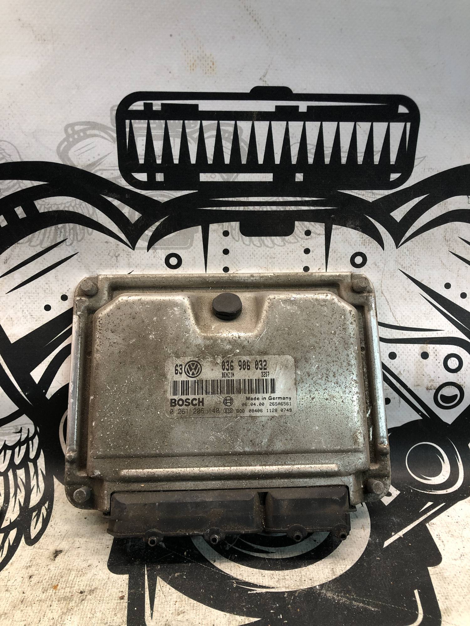 03g906032 блок керування двигуном Volkswagen Golf 4 1.4