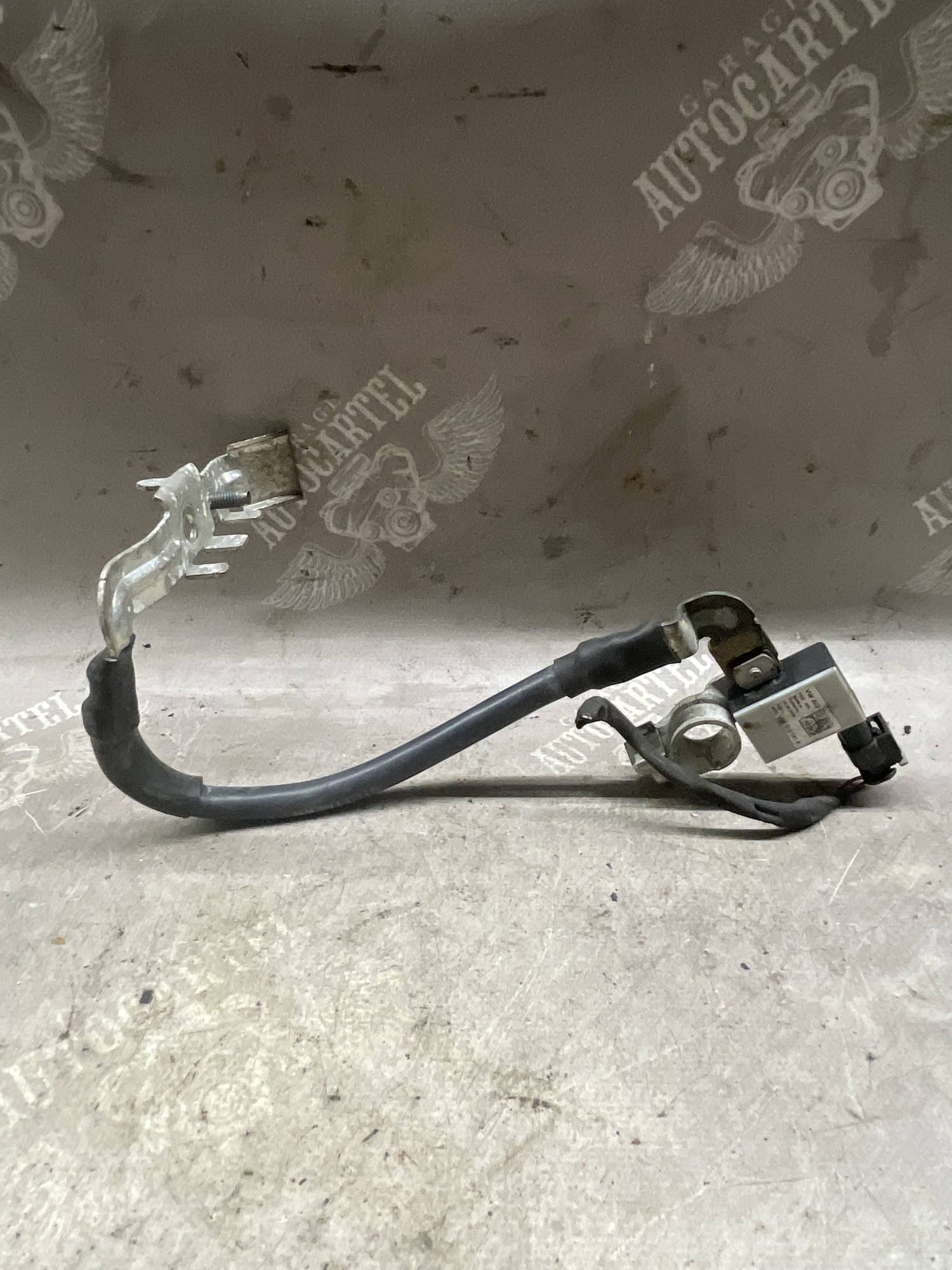 Клема акумулятора мінусова Skoda Superb 3 Passat B8 Golf 7 5q0915181k
