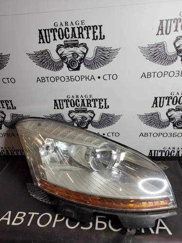 Фара передня права citroen c4 picasso