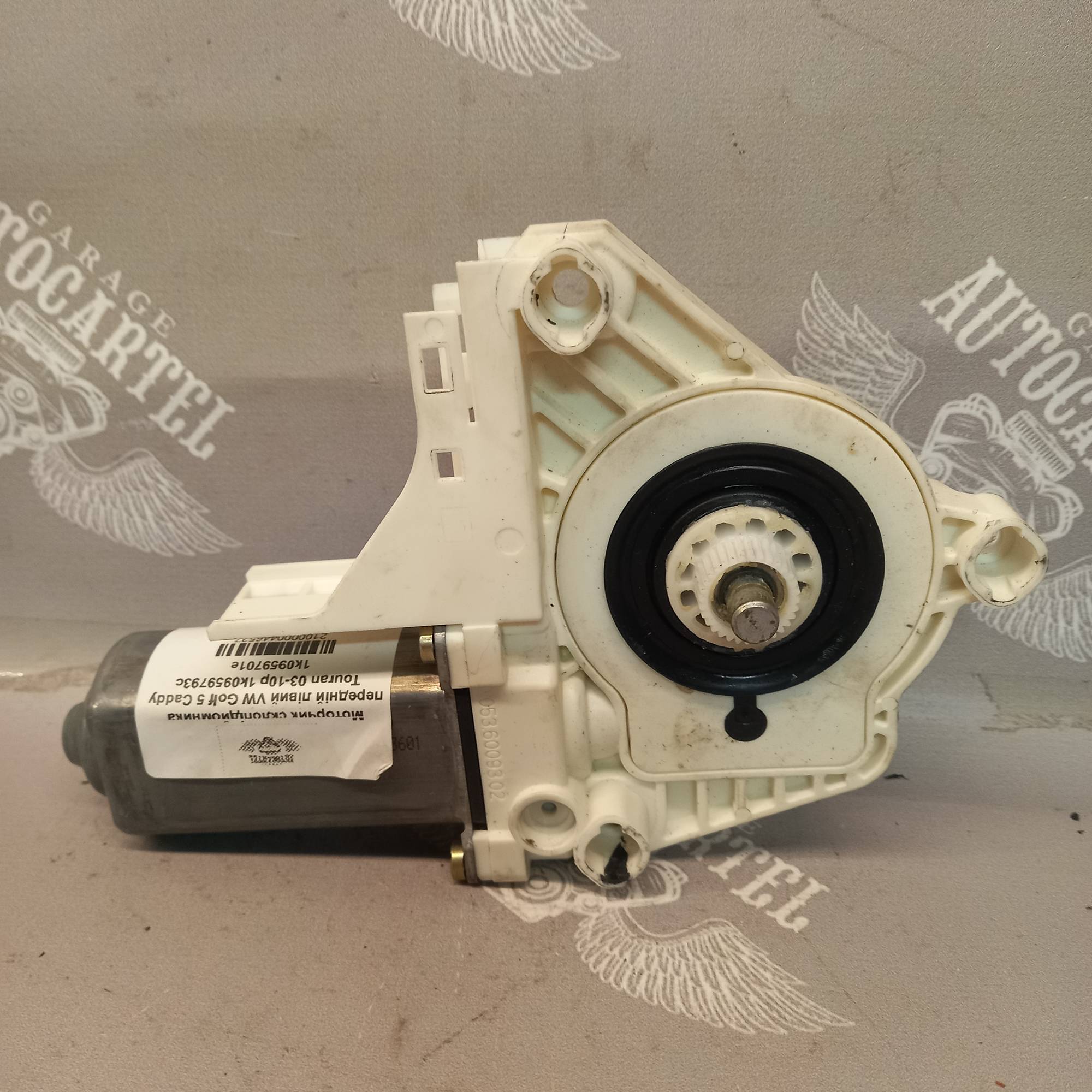 Моторчик склопідйомника передній лівий VW Golf 5 Caddy Touran 03-10р 1k0959793c 1k0959701e