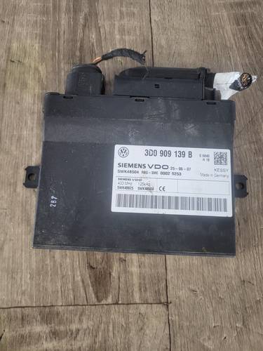 Блок комфорта 3D0909139B Volkswagen Touareg 2002-2010