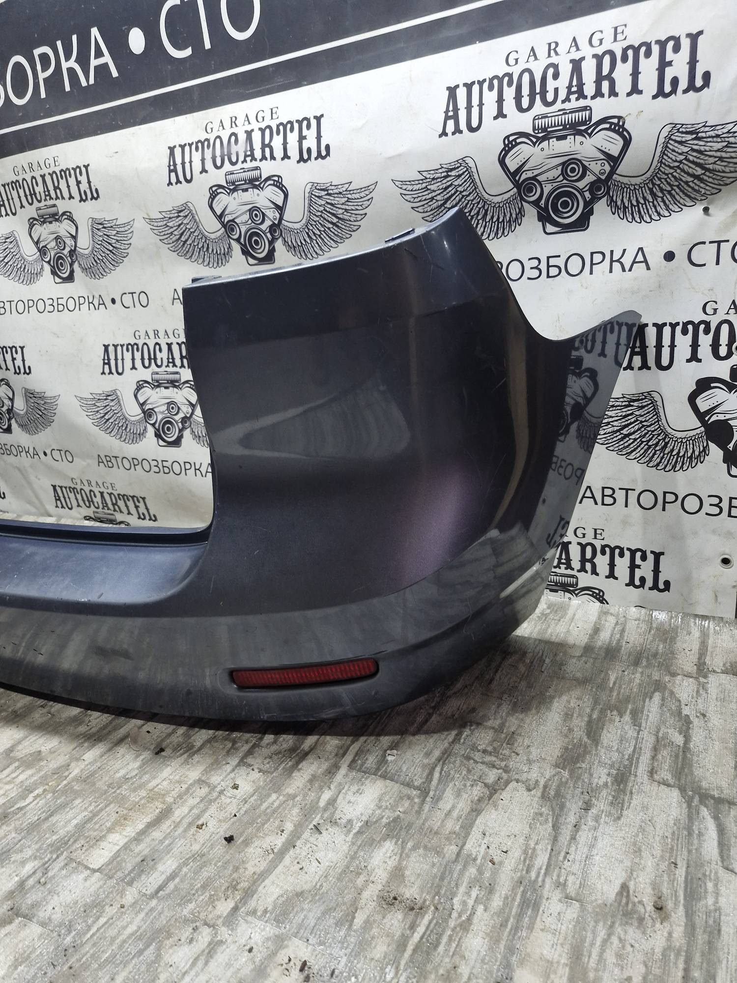Бампер задній Toyota Corola Verso 1997-2009 21642142
