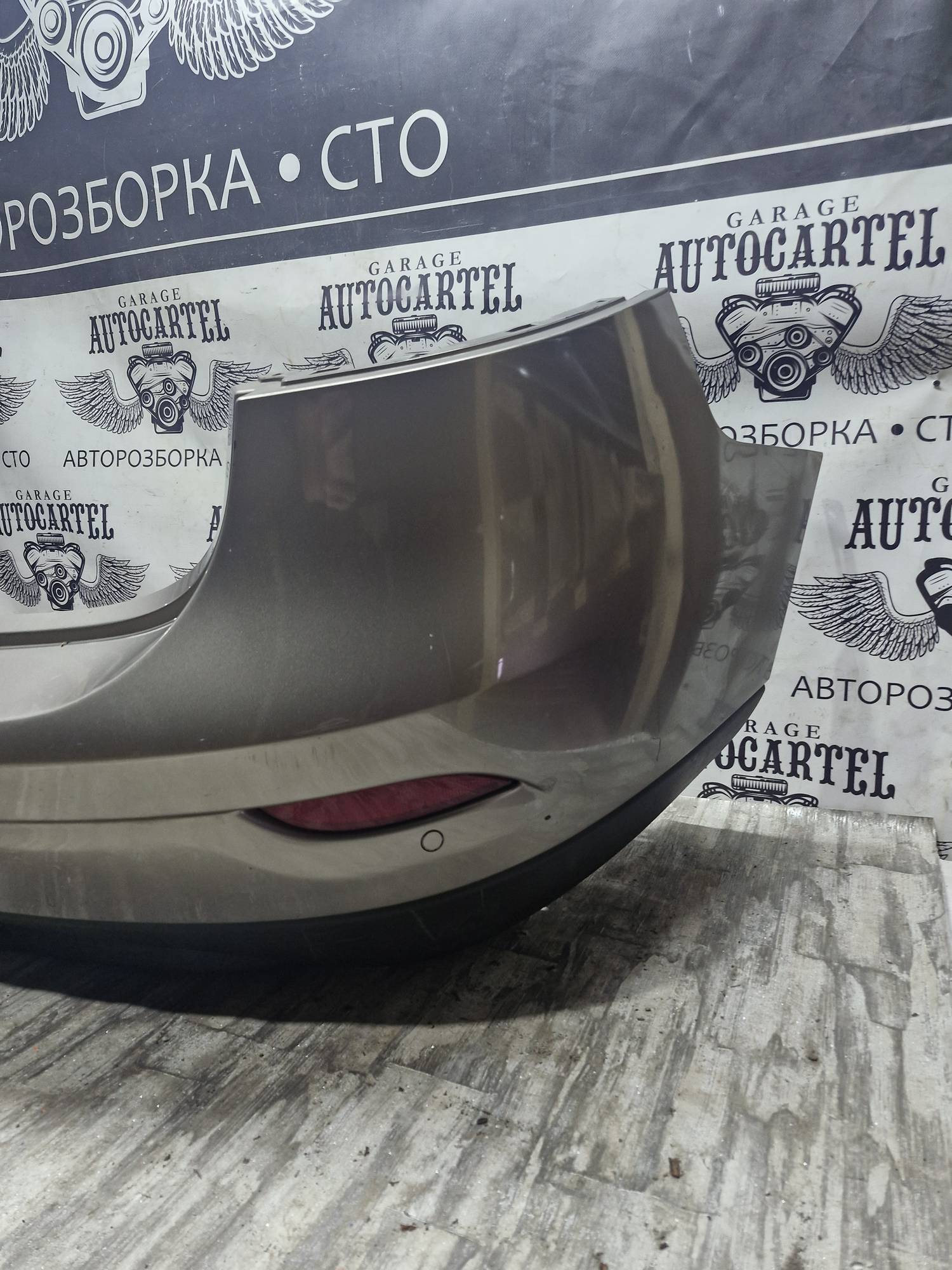 Бампер задній Renault Fluence 2009- 21642746