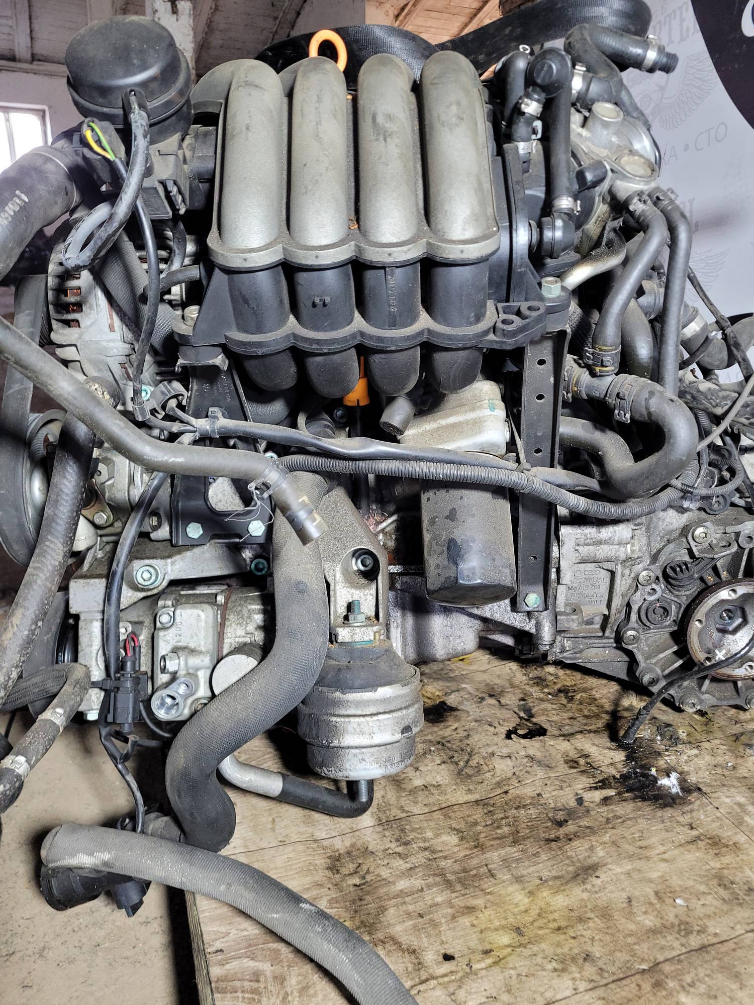 Двигун ALZ 1.6 75kw ,VW Passat B5