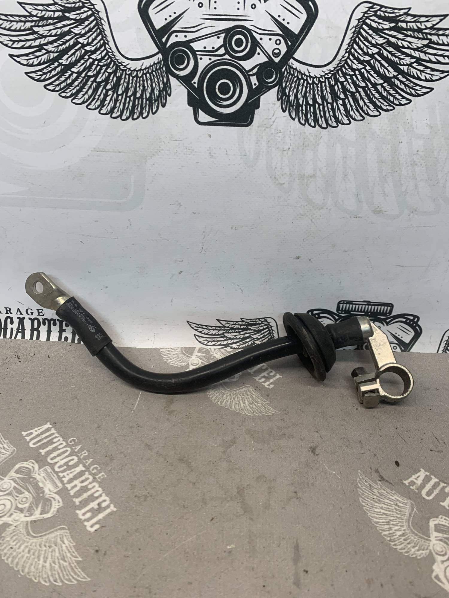 Клема акумулятора плюс та мінус Audi Q7 Volkswagen Touareg 7l0971225h