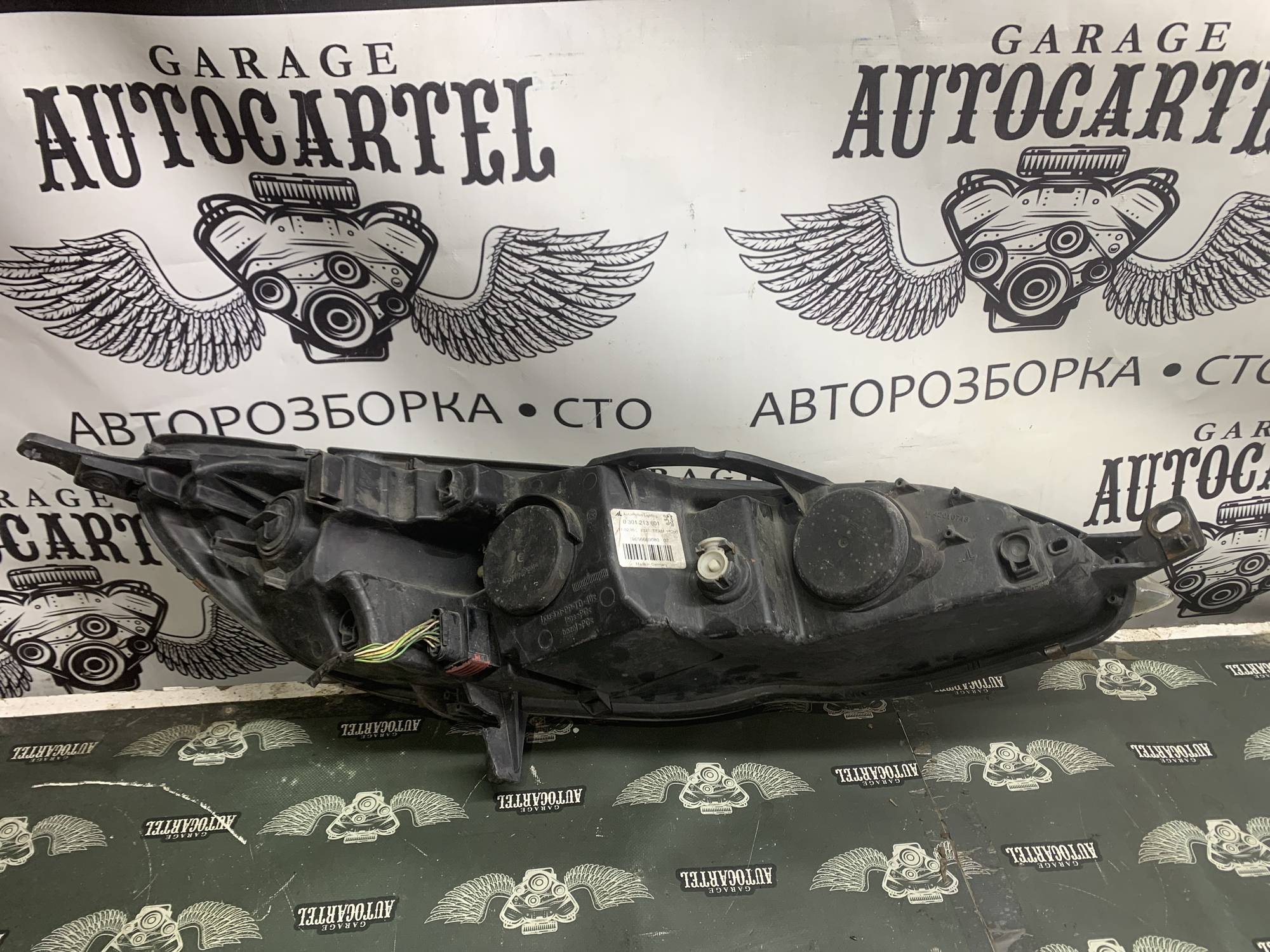 Фара ліва Peugeot 407 2005 0301213601, 9656669080
