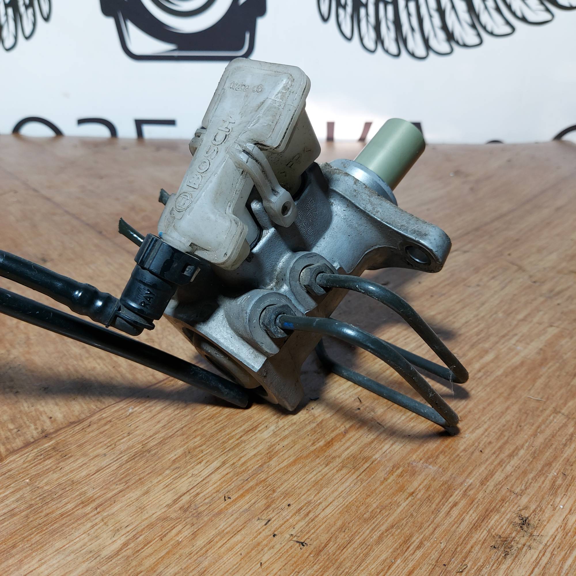 Головний тормозний циліндр Ford Connect l519888