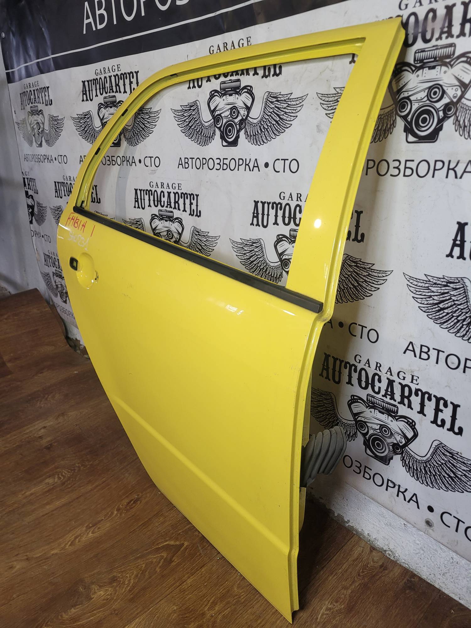Дверка задня права koda fabia 1 1999-2007 st00455