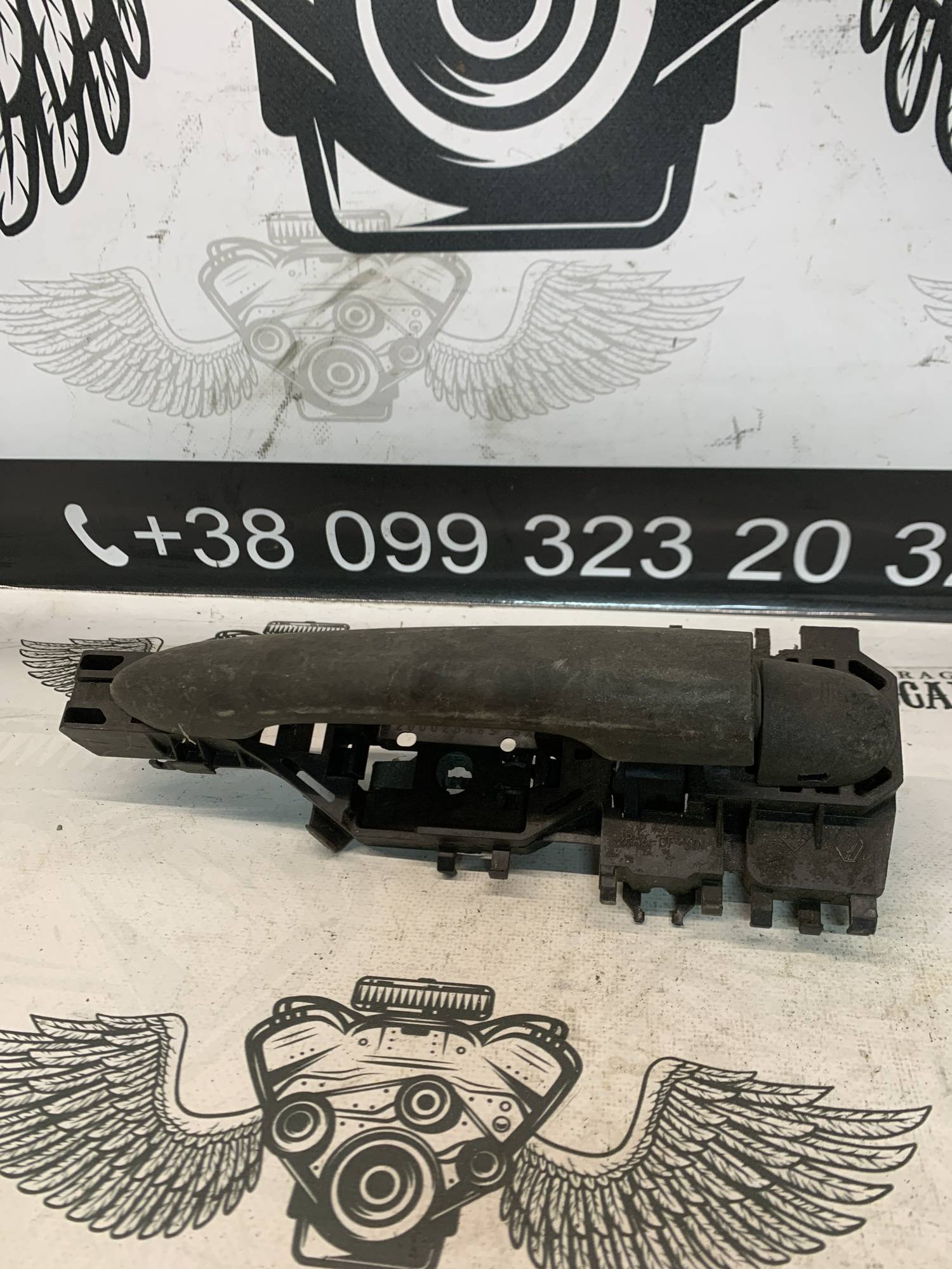 Ручка дверей передня ліва RENAULT SCENIC 2 RENAULT MEGANE 2 8200028463sx