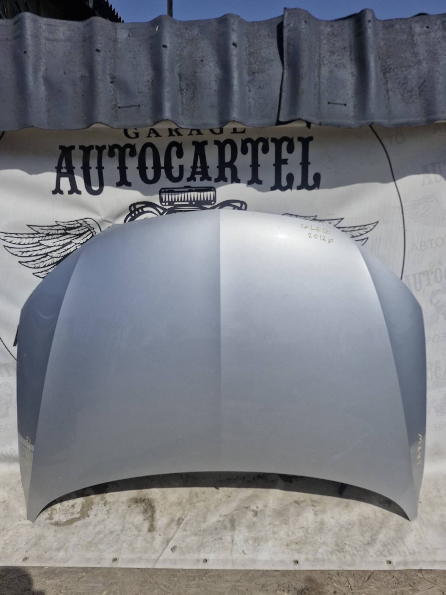 Капот передній Seat toledo 2012 21849268