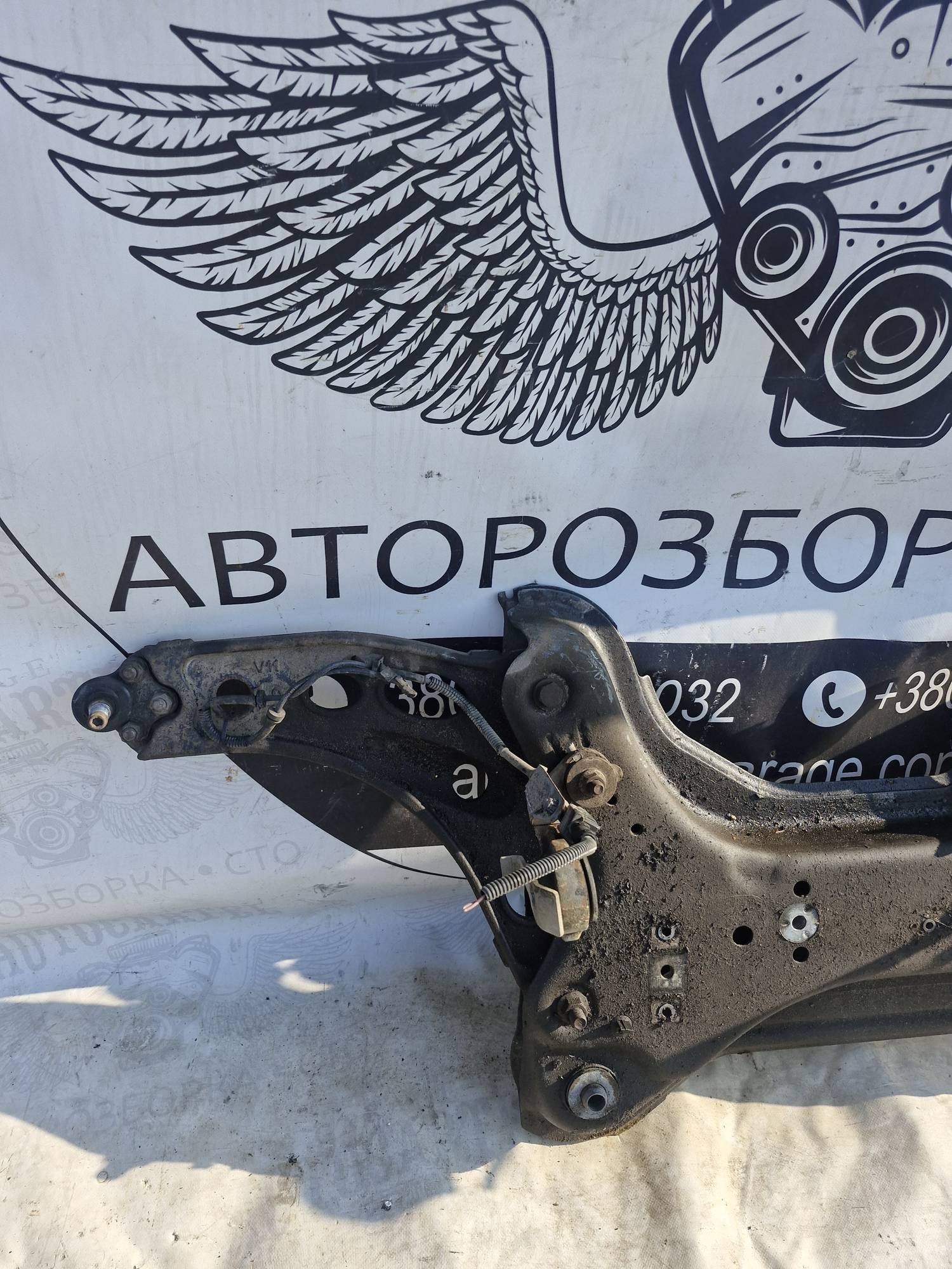 8200626965 Балка передньої підвіски 1.9 DCI OPEL VIVARO