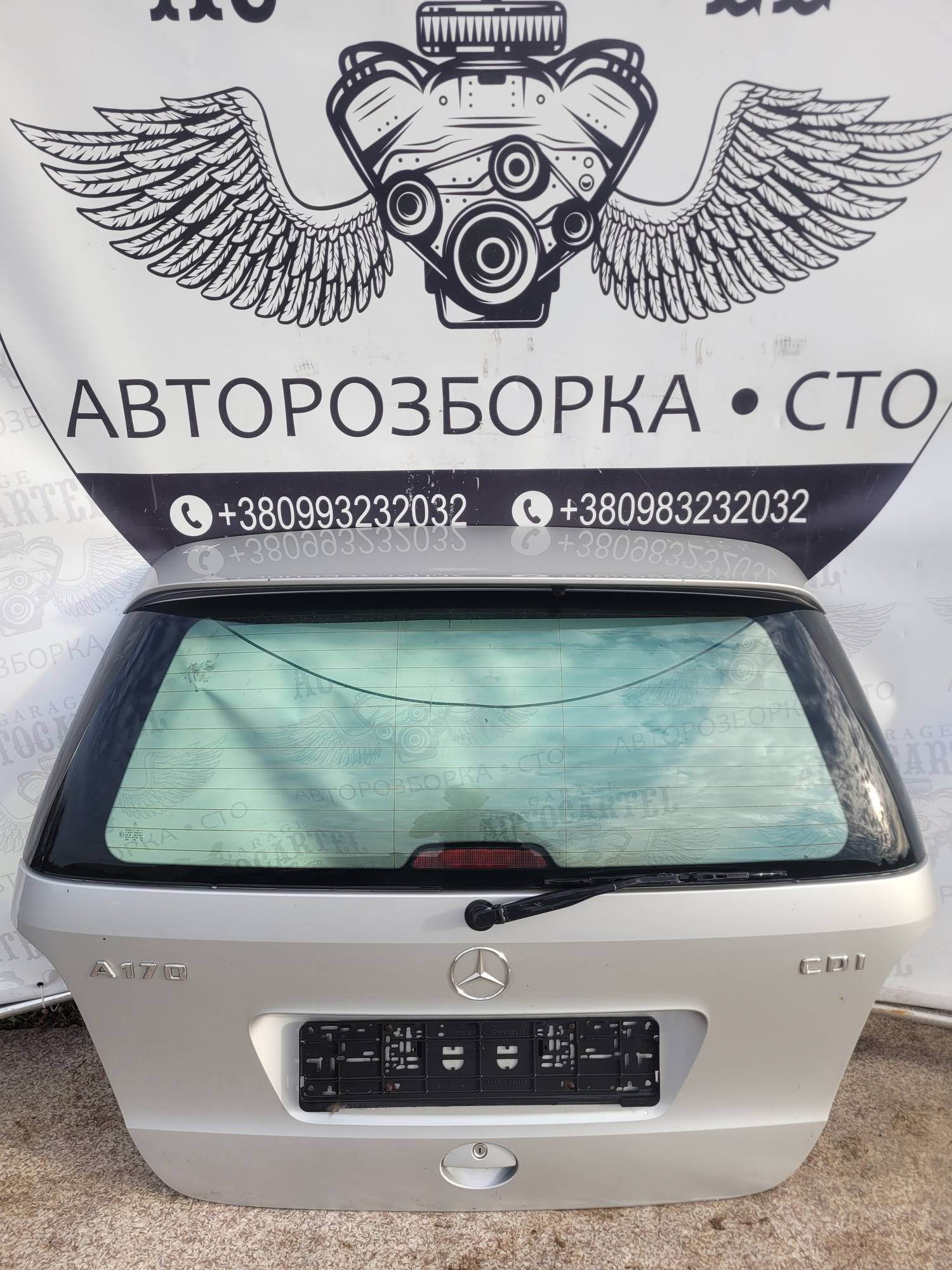 Кришка багажника Mercedes-Benz a class