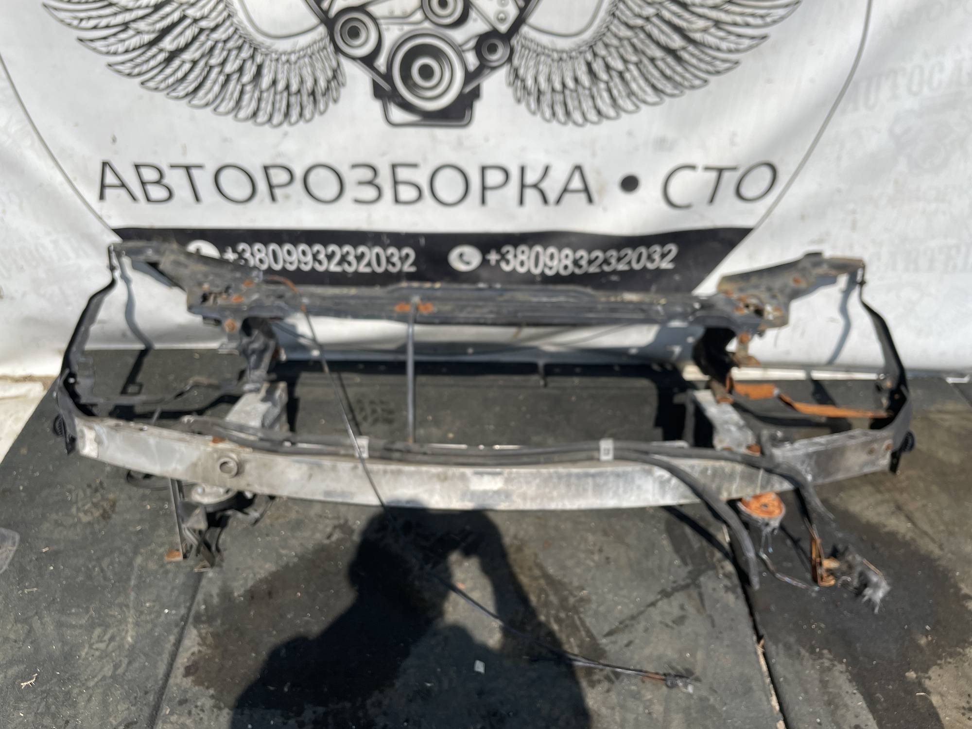 Установча панель ,телевізор Mercedes W204 21100949
