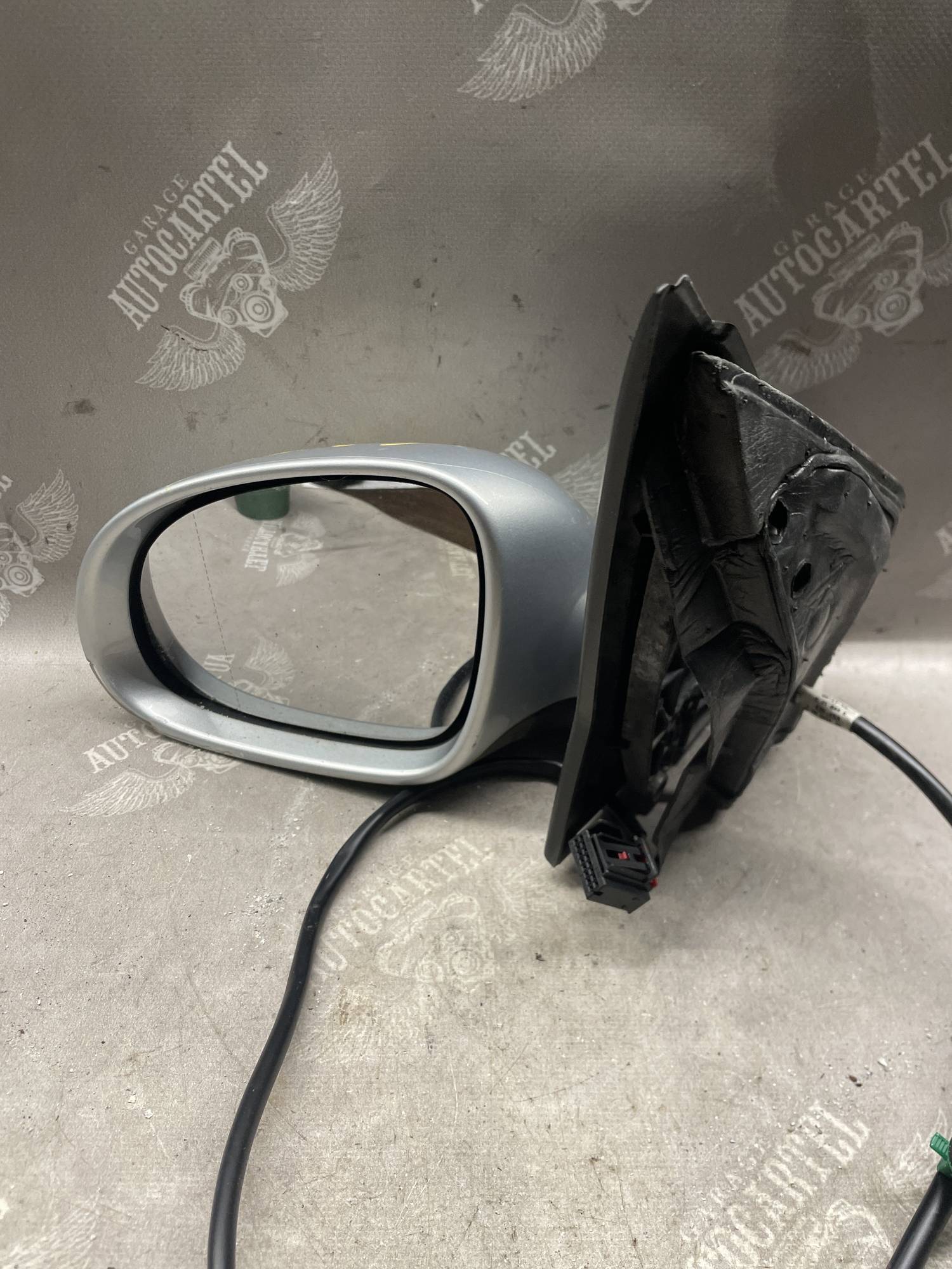 Дзеркало бокове ліве елект 6 pin VW Golf V 2003-2009 1k0857933.21103483