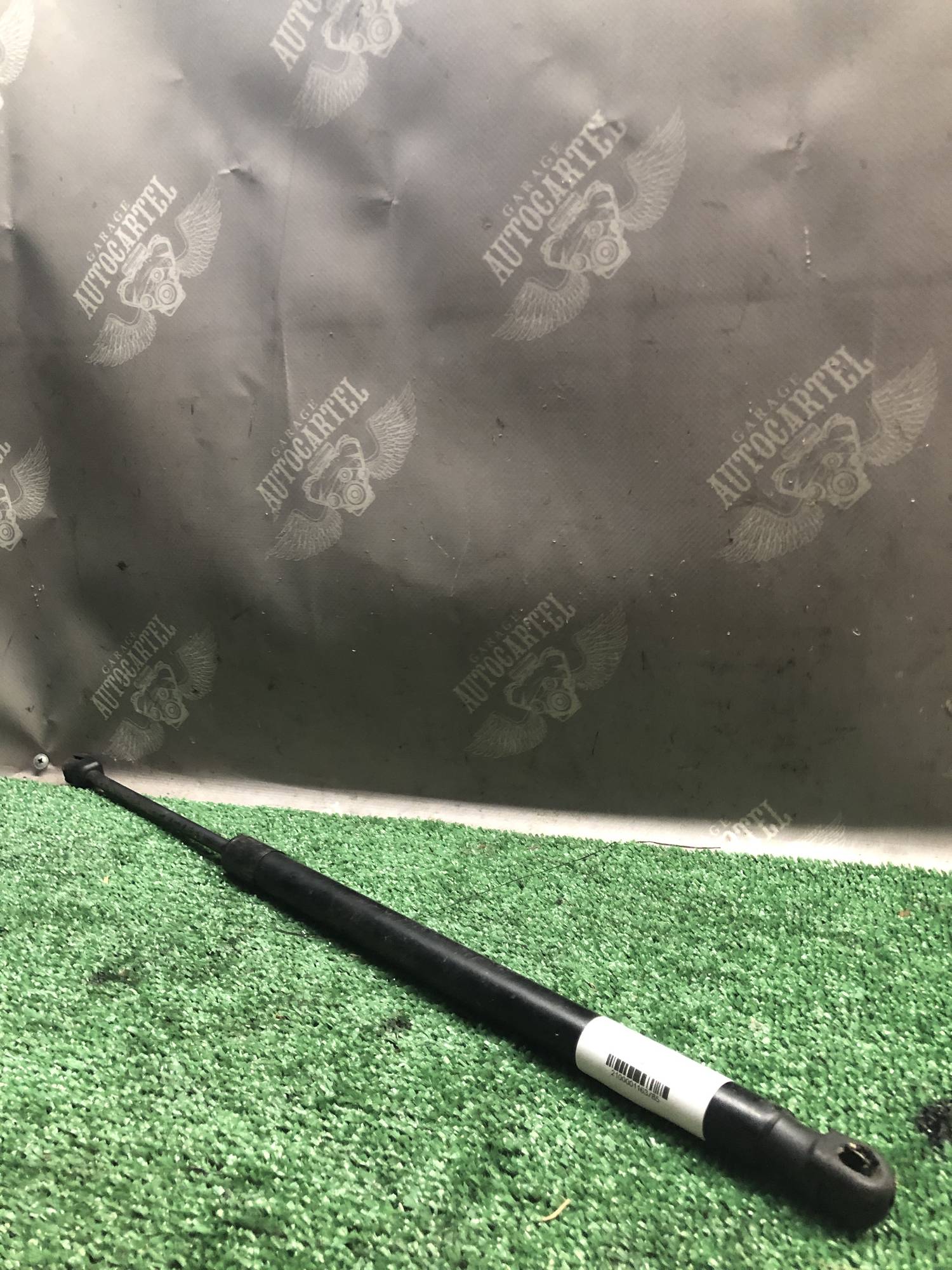 Амортизатор кришки багажника VW Touran 03-10 STABILUS 016767