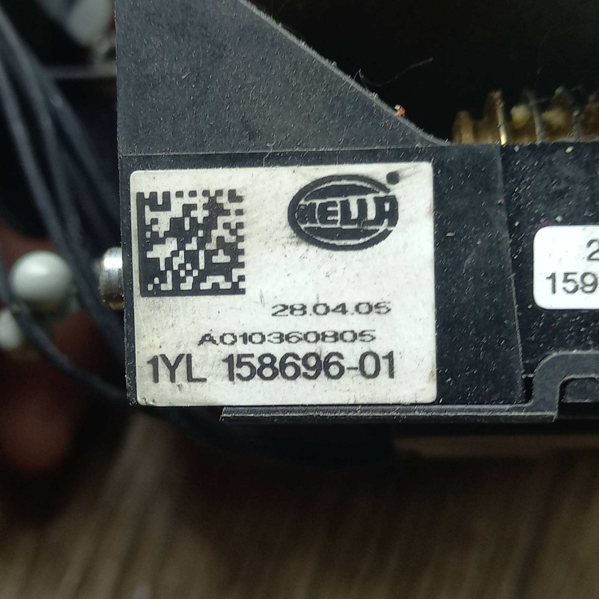 1yl158696-01 Фара протитуманна ліва лінза Mercedes E-Class w211
