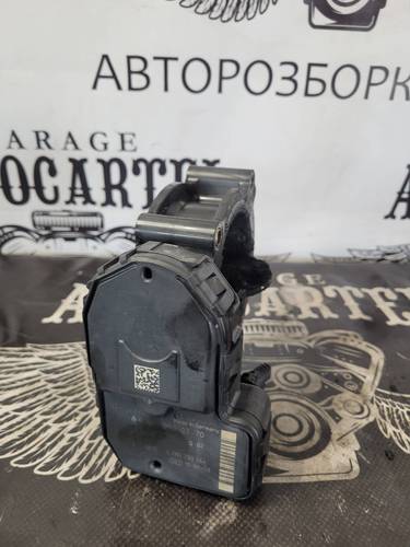 Дросельна заслонка Mercedes OM651 2.2CDi A6510900370