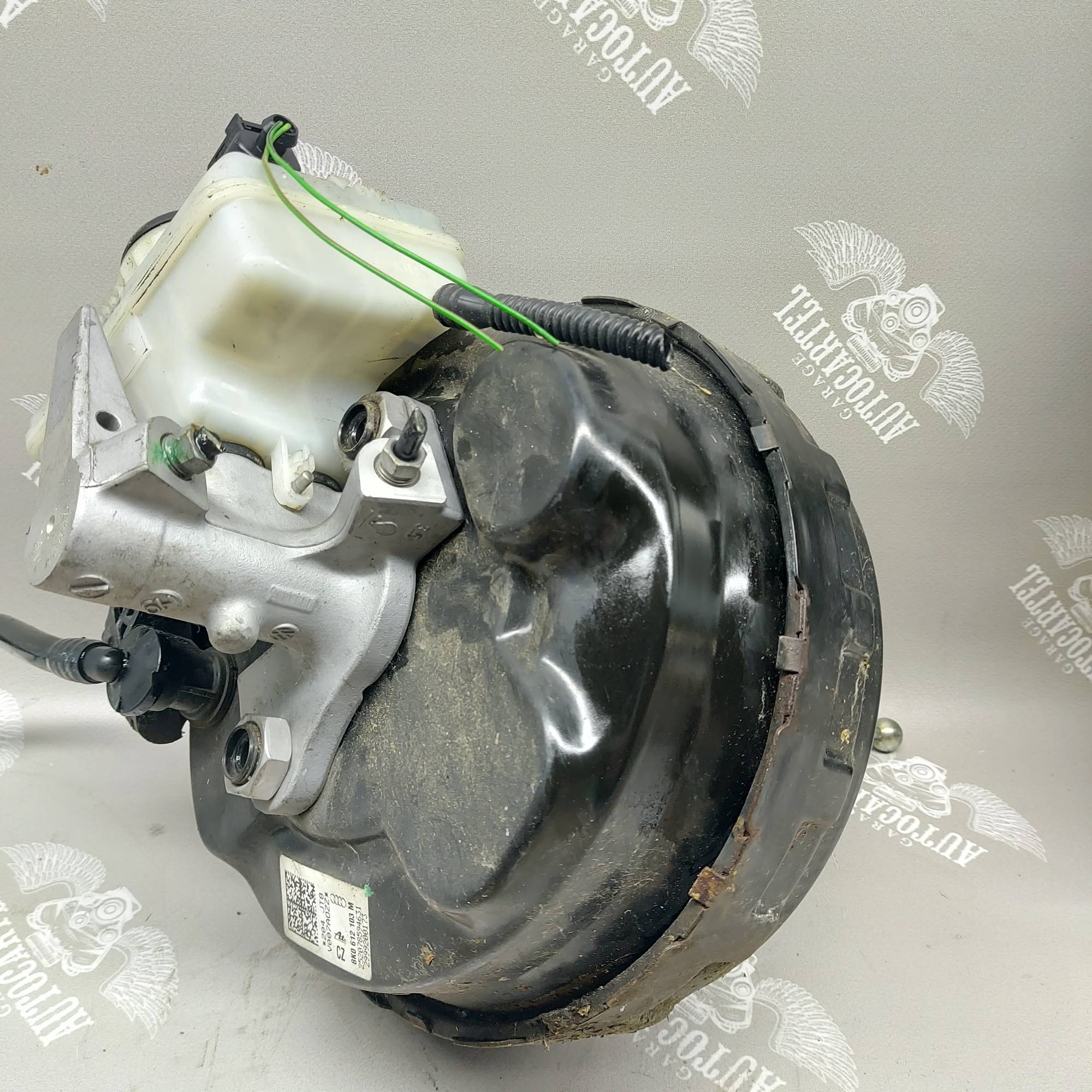 Вакуумний підсилювач гальм з ГТЦ Audi A4 B8 8K0612103M