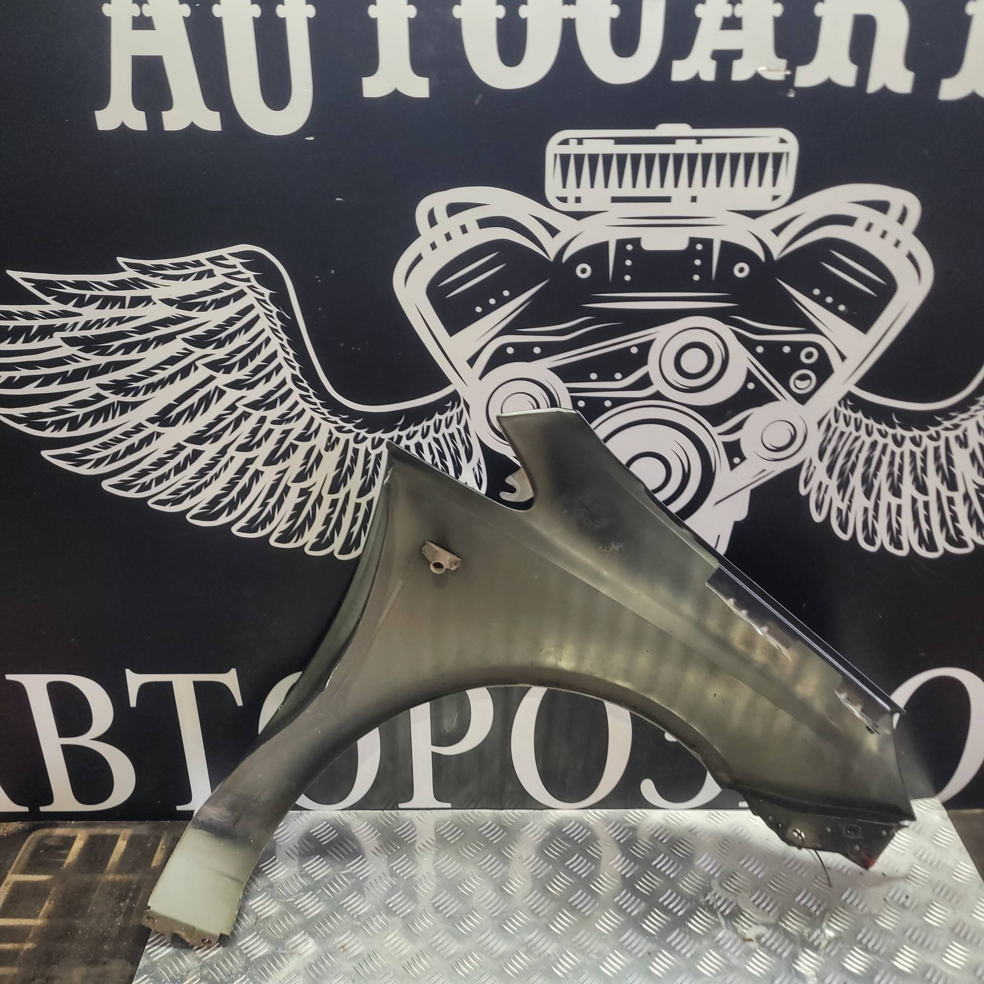 Крило переднє ліве Opel Corsa Corsa D 2006—2014 21406690