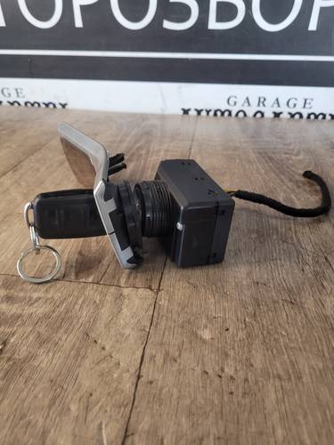 Замок зажигания 3D0905865H Audi A8 D3