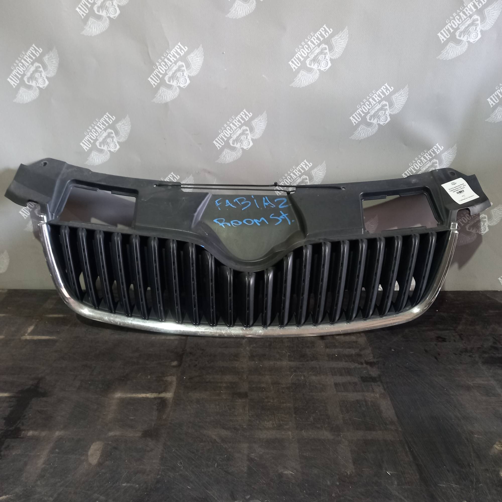 Решітка радіатора Skoda Fabia/Roomster 2007 - 2010 5j0853668a,21481970