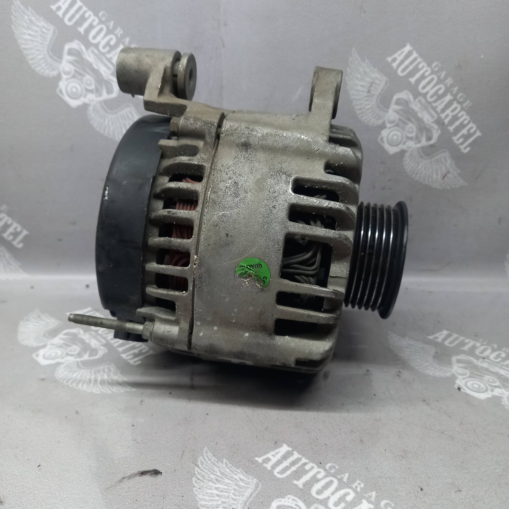 Генератор 1.8 TDCI FORD CONNECT 02-13 2t1u10300cf