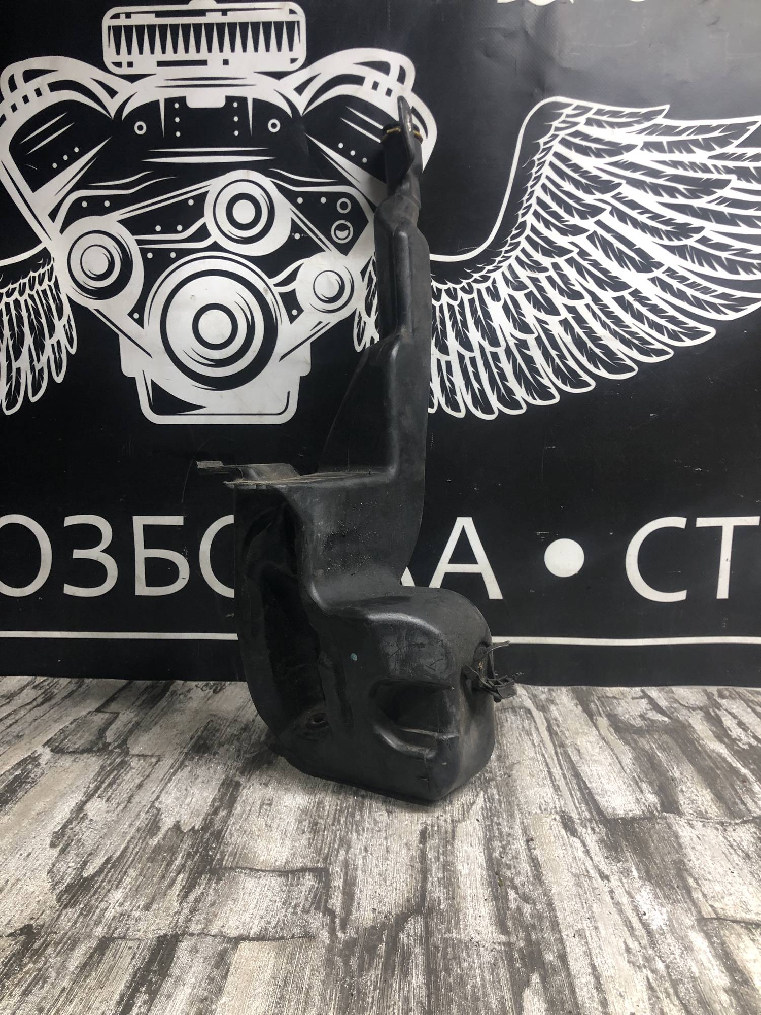 Бачок омивача скла,фар Opel Astra H 2004-2014.