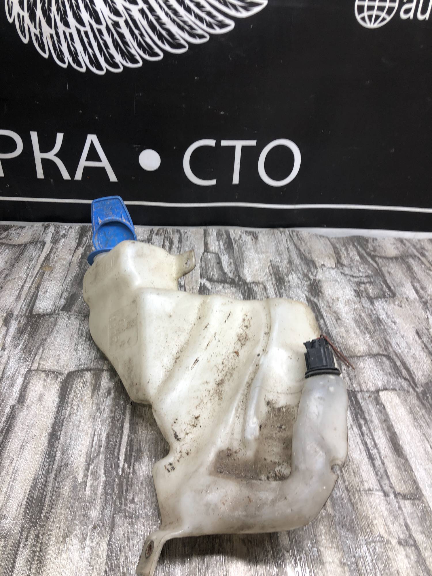3b0955453t Бачок омивача скла,фар Volkswagen Passat B5 1996-2005