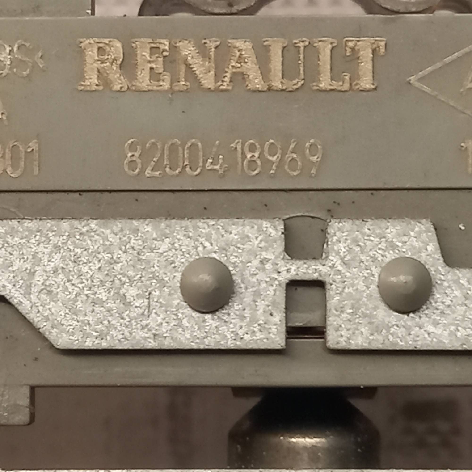 8200418969 плафон підсвітки салону renault Master 2