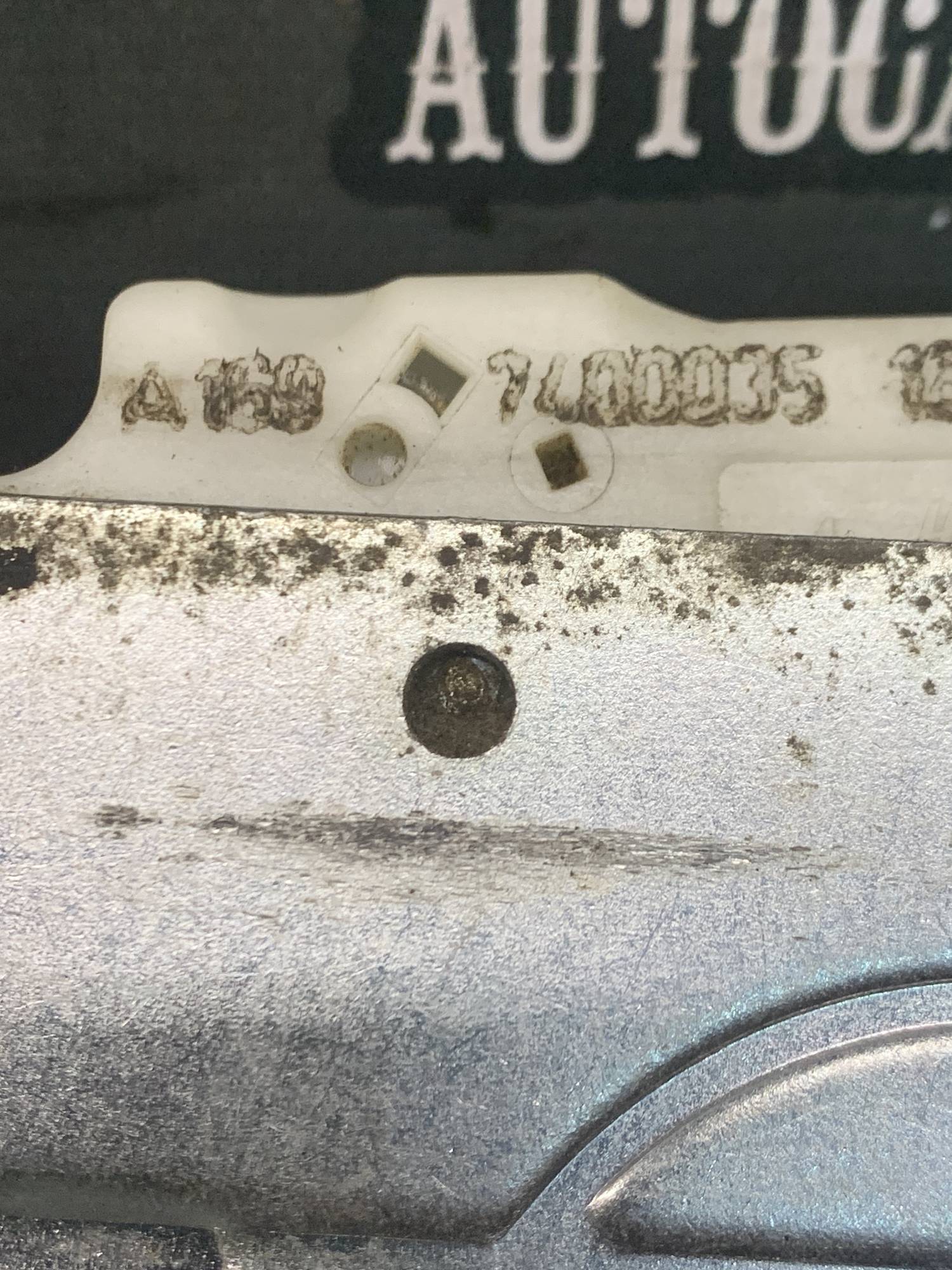 Замок кришки багажника Mercedes W169 a1607400035