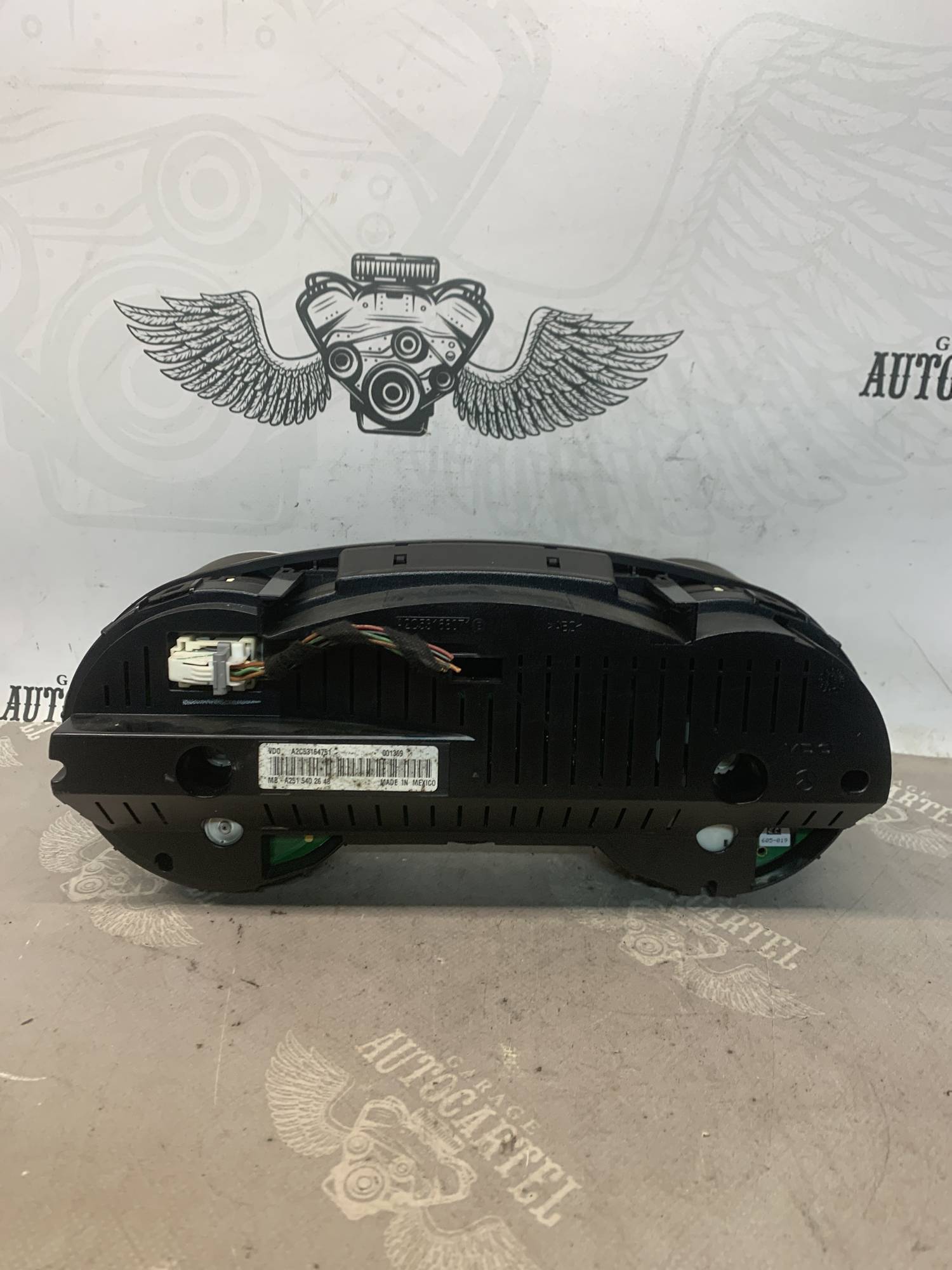 Панель приладів MERCEDES R W251 3.0 CDI a2515402648