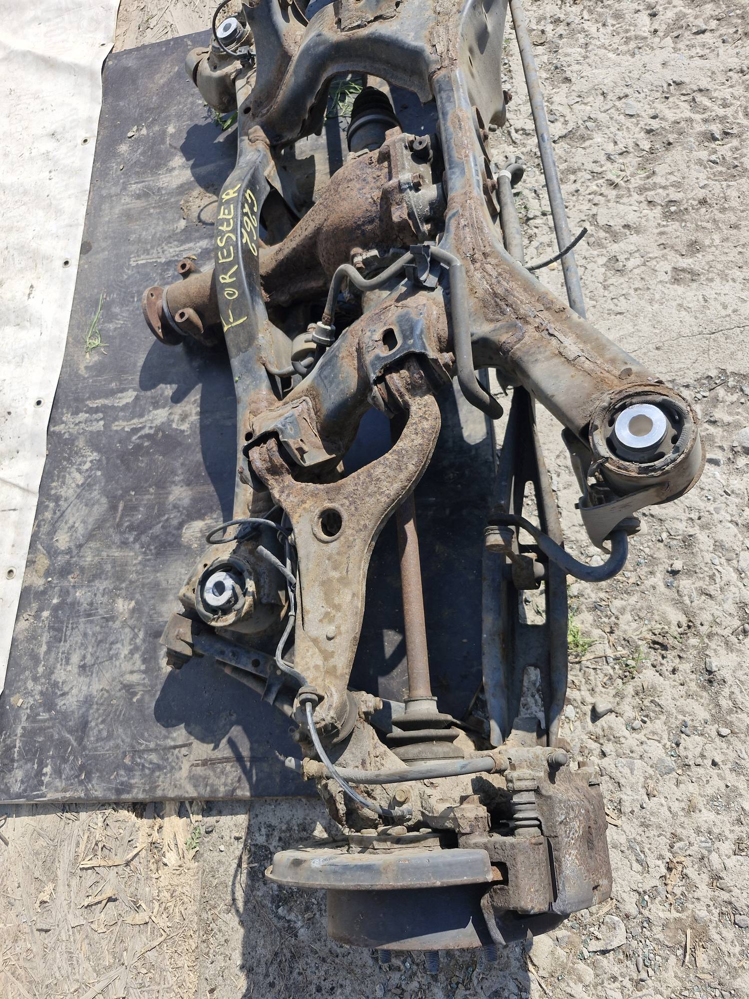 Балка задня Subaru Forester 21859076