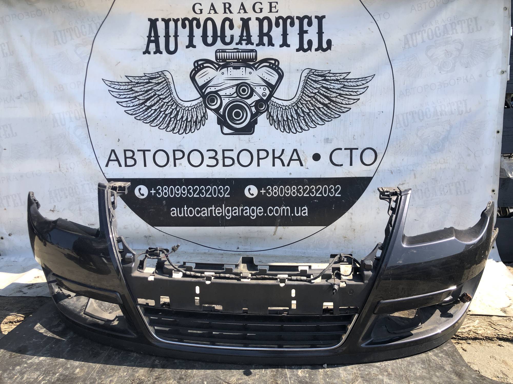 Бампер передній Volkswagen Passat b6 21110566