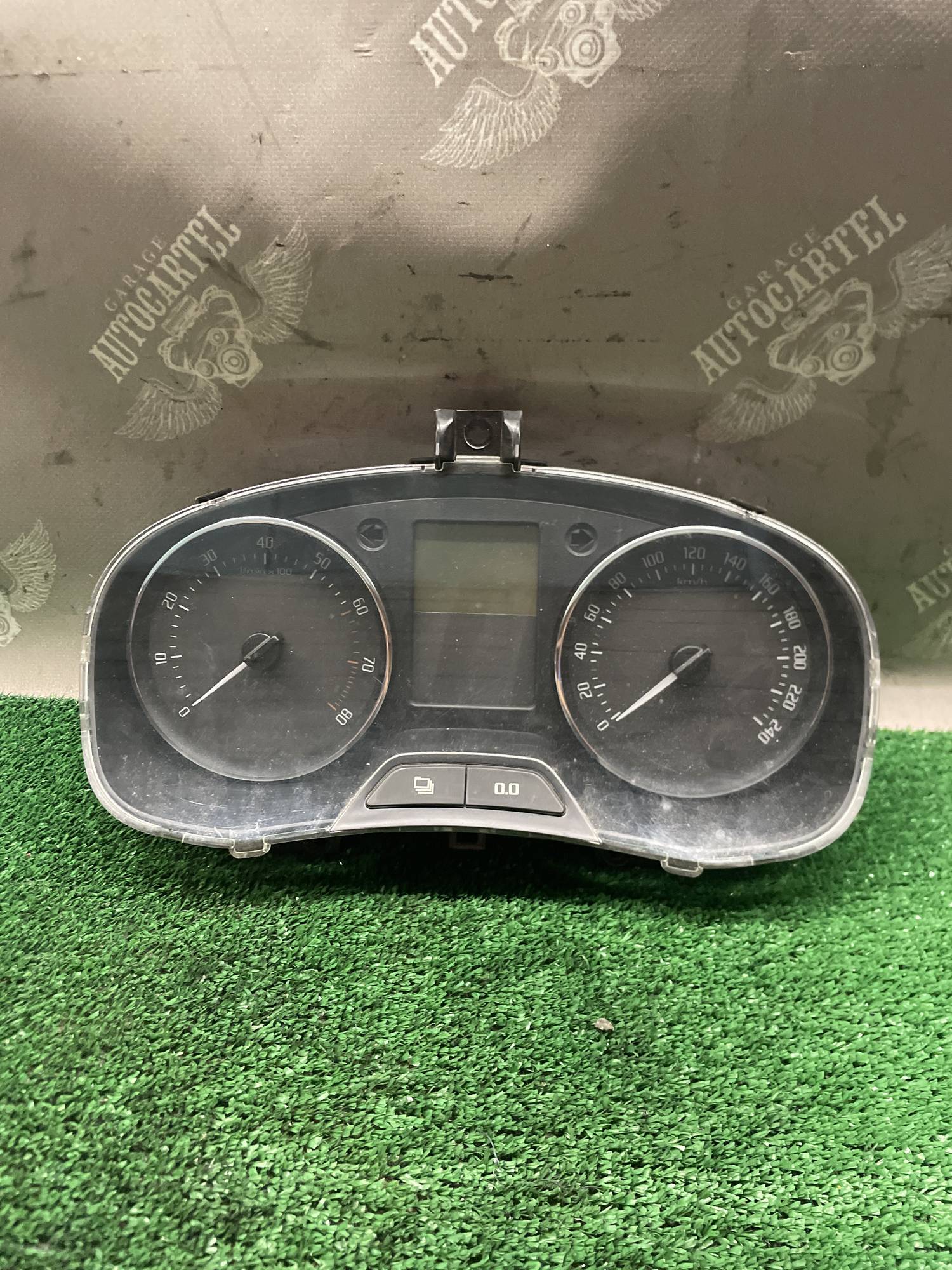 Щиток приладів Skoda Roomster 5j0920810h