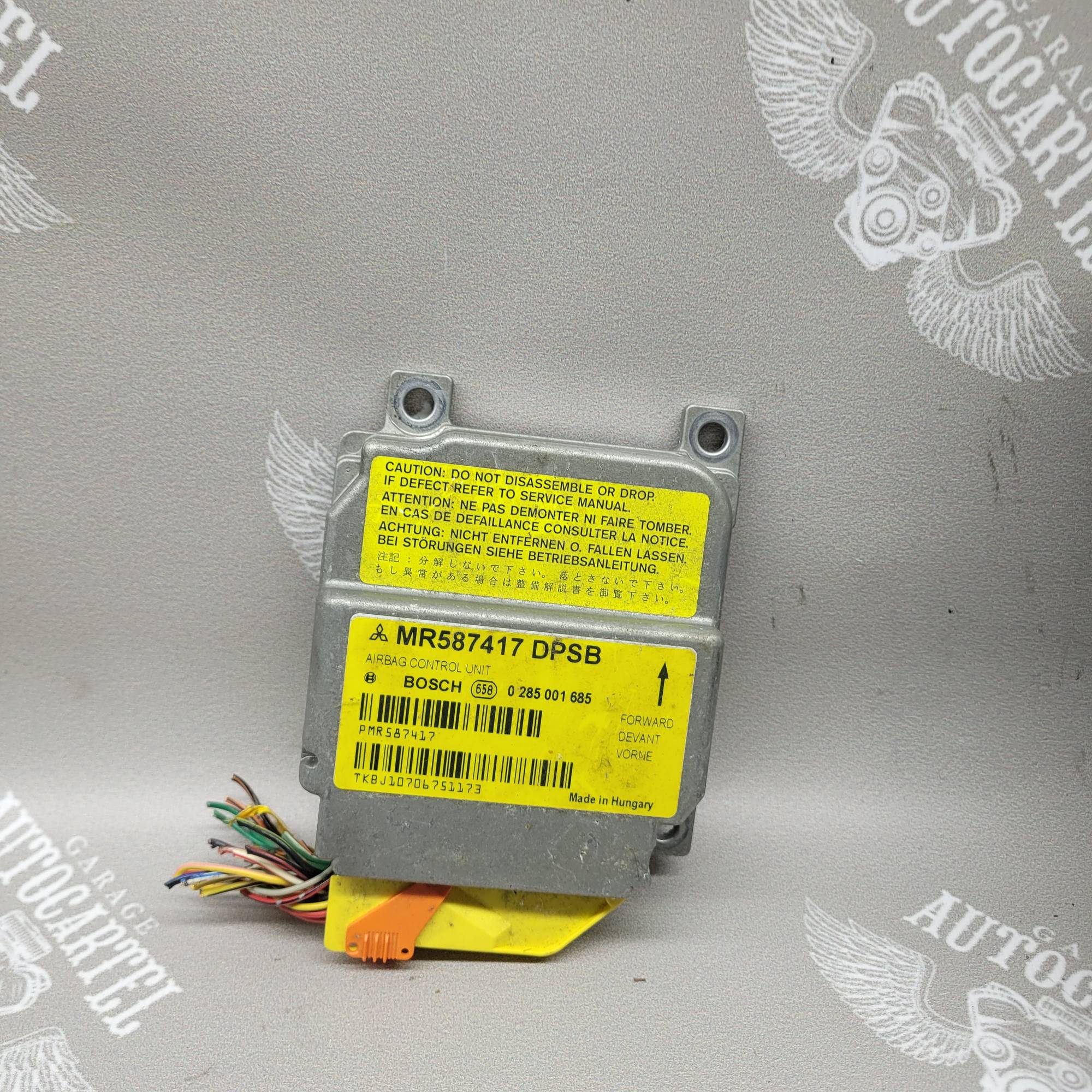 Mitsubishi colt z30 датчик подушка 0285001685