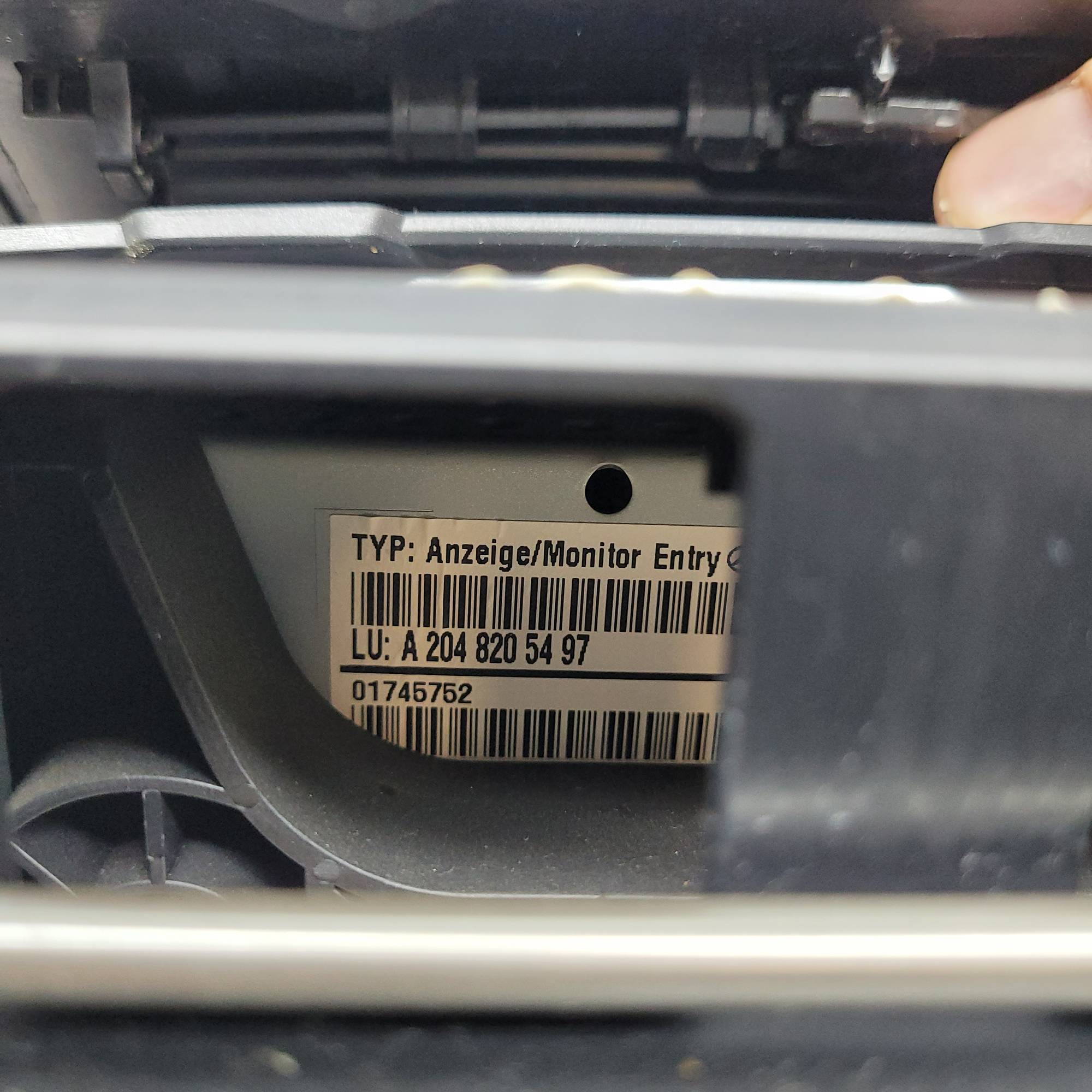 A2048205497 інформаційний дисплей mercedes w204