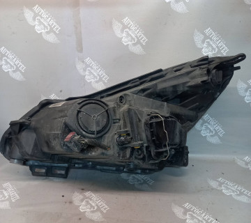 Фара права перед OPEL Corsa D (2006-2020) 13432890