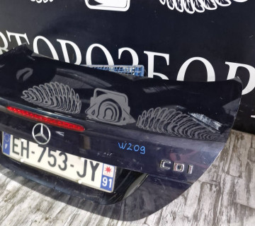 Кришка багажника седан Mercedes W209 clk,2002—2009 21511196