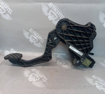 Педаль зчеплення. VW Caddy III TOURAN 1t1721059al
